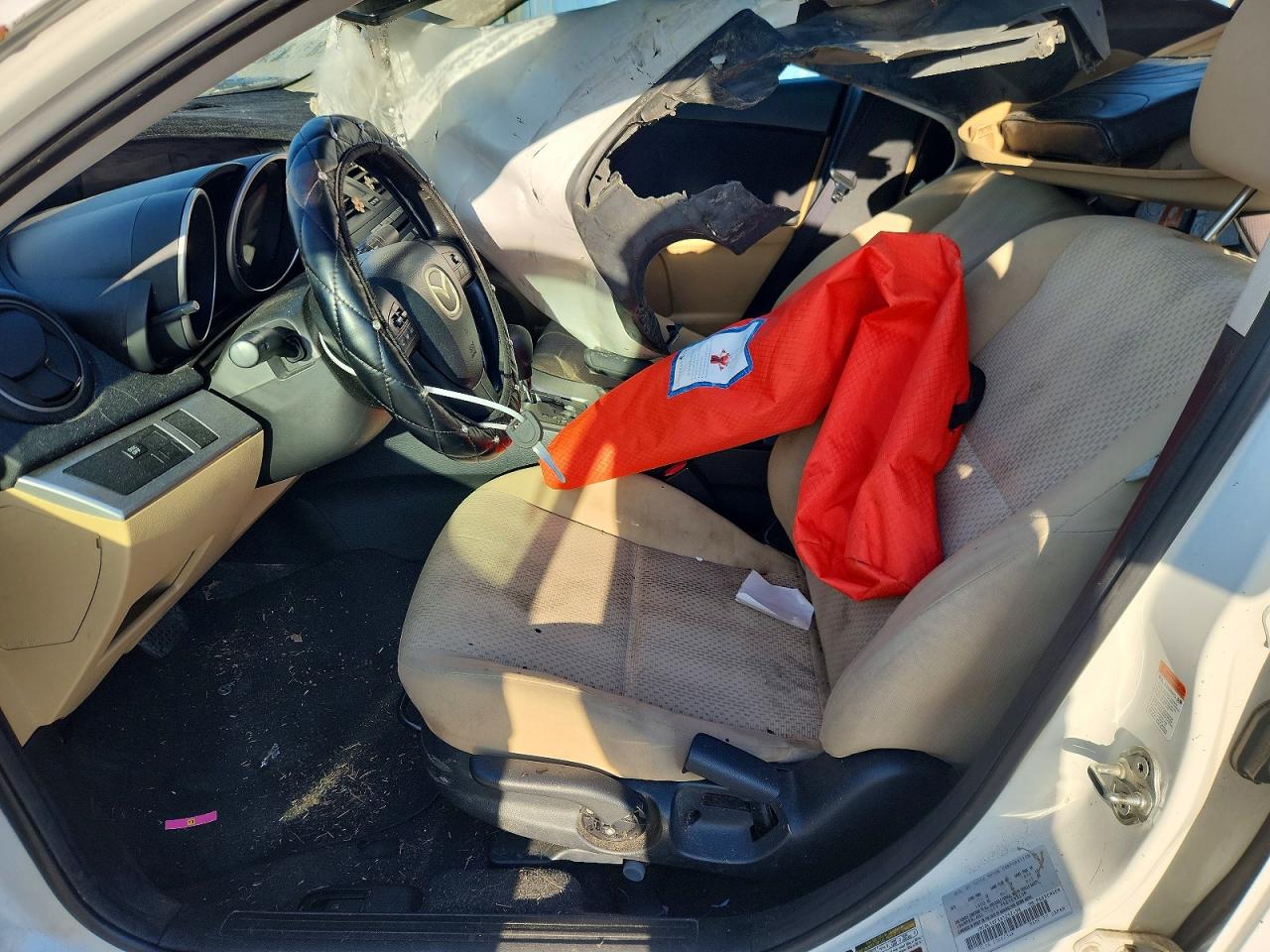 2010 Mazda 3 I White vin: JM1BL1SFXA1292498