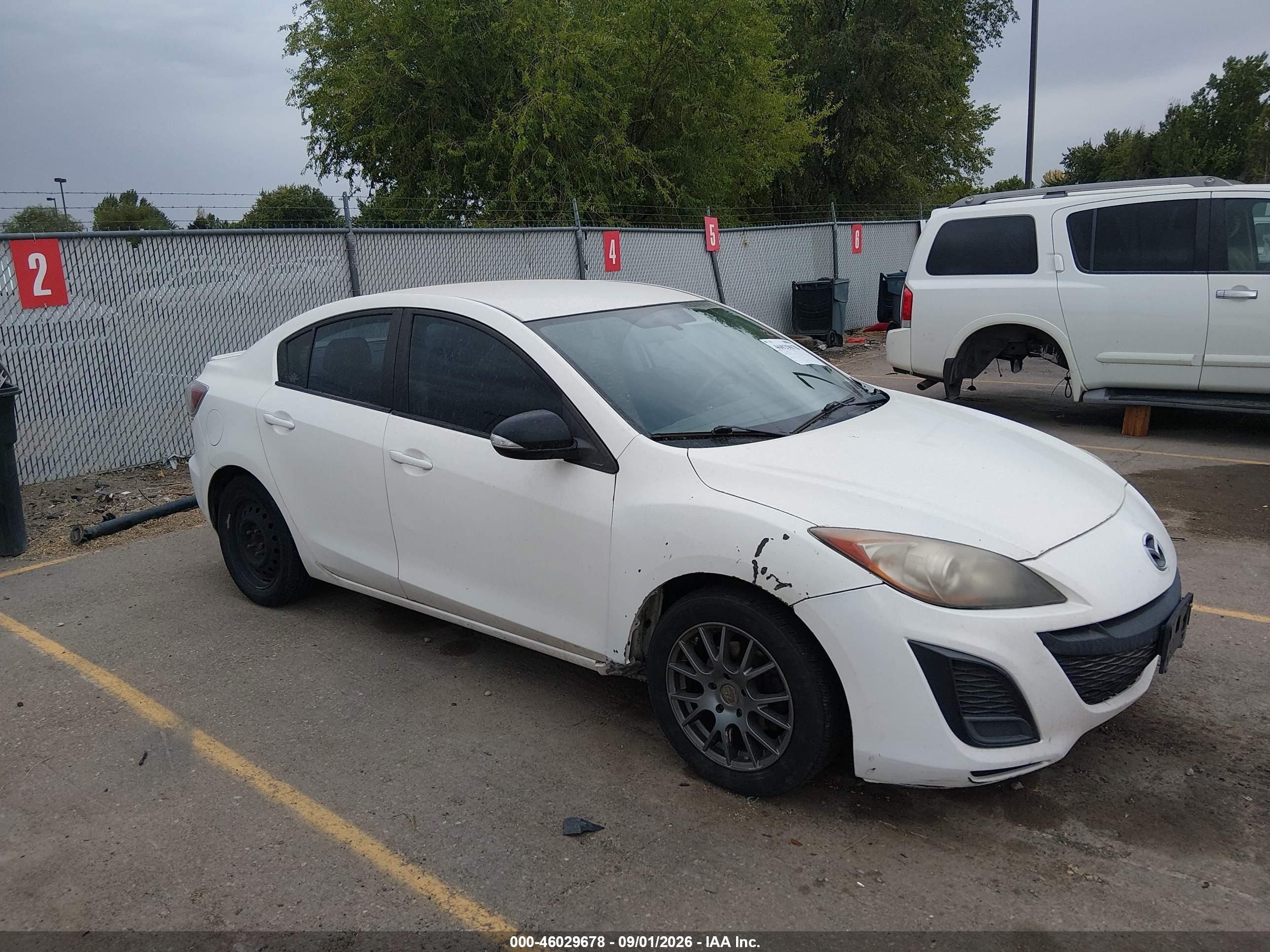 2010 Mazda Mazda3 I Touring Белый vin: JM1BL1SFXA1318517