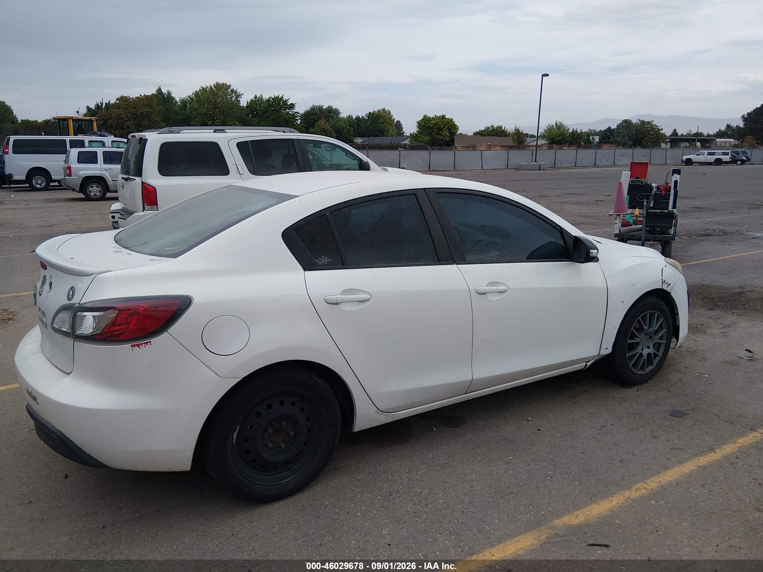 2010 Mazda Mazda3 I Touring Белый vin: JM1BL1SFXA1318517