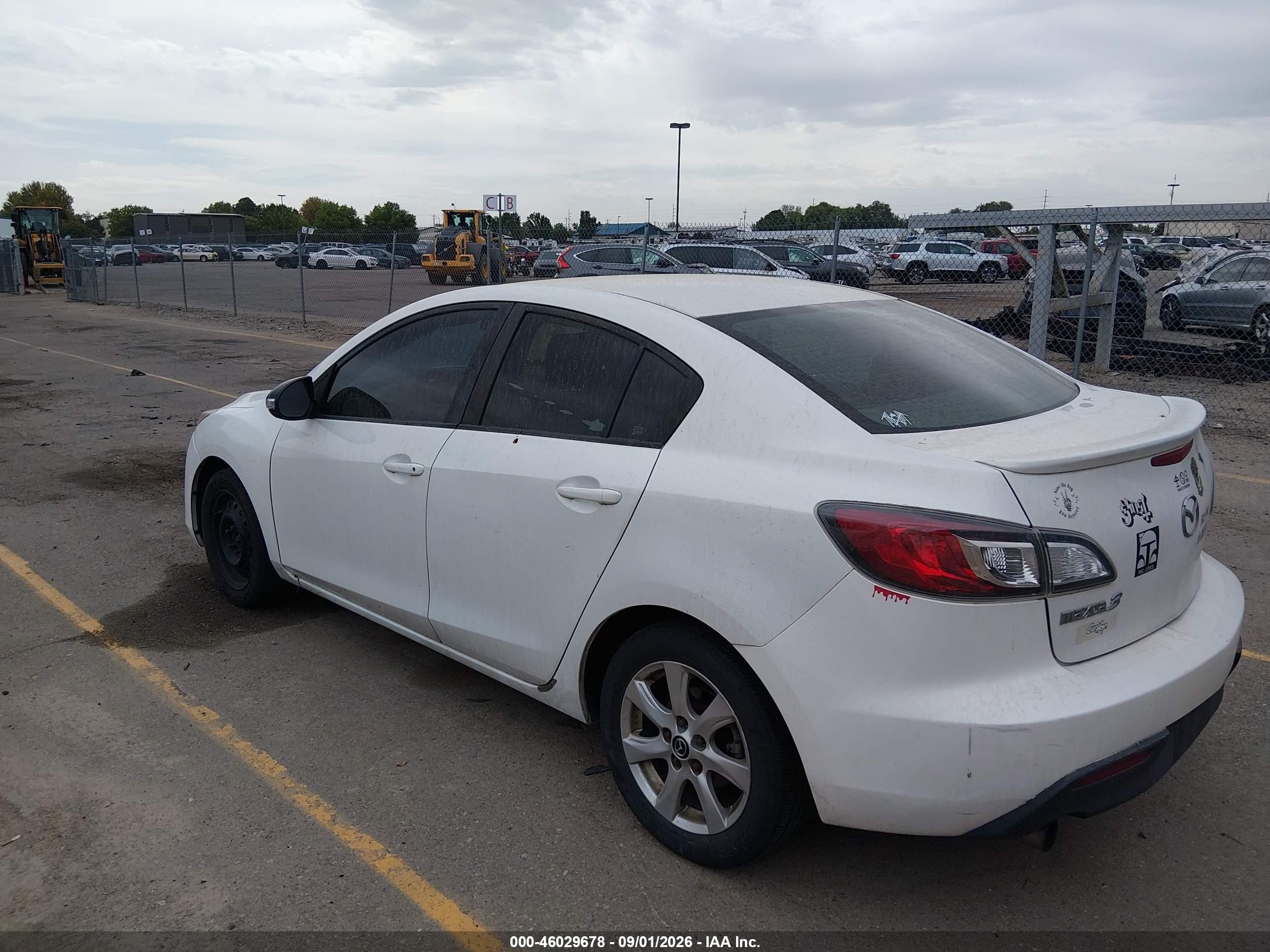 2010 Mazda Mazda3 I Touring Белый vin: JM1BL1SFXA1318517