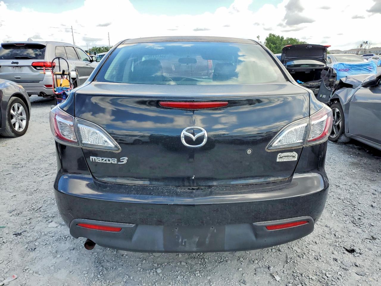 2010 Mazda 3 I Black vin: JM1BL1SFXA1324270