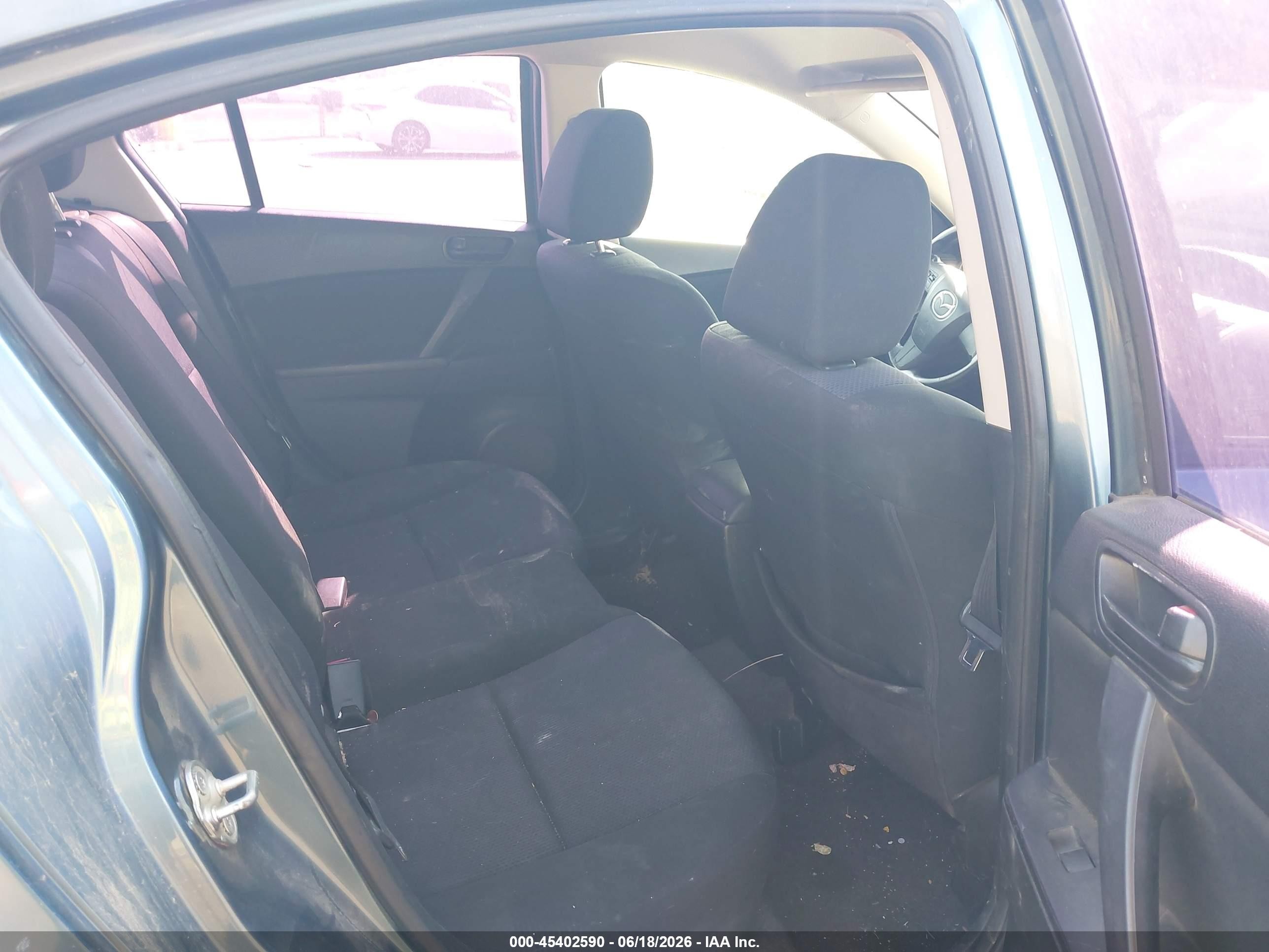 2010 Mazda Mazda3 I Sport Blue vin: JM1BL1SG0A1241035