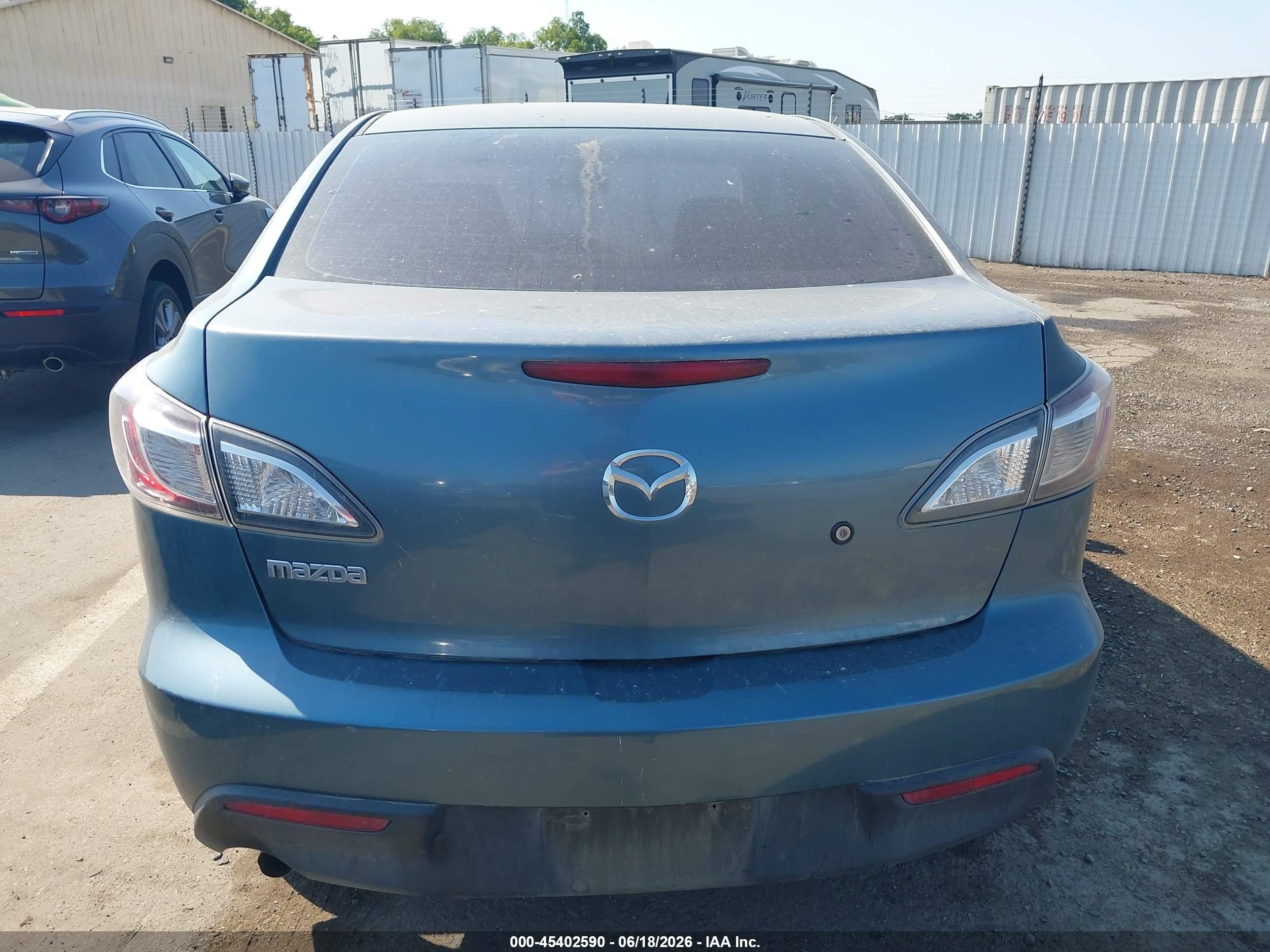 2010 Mazda Mazda3 I Sport Blue vin: JM1BL1SG0A1241035