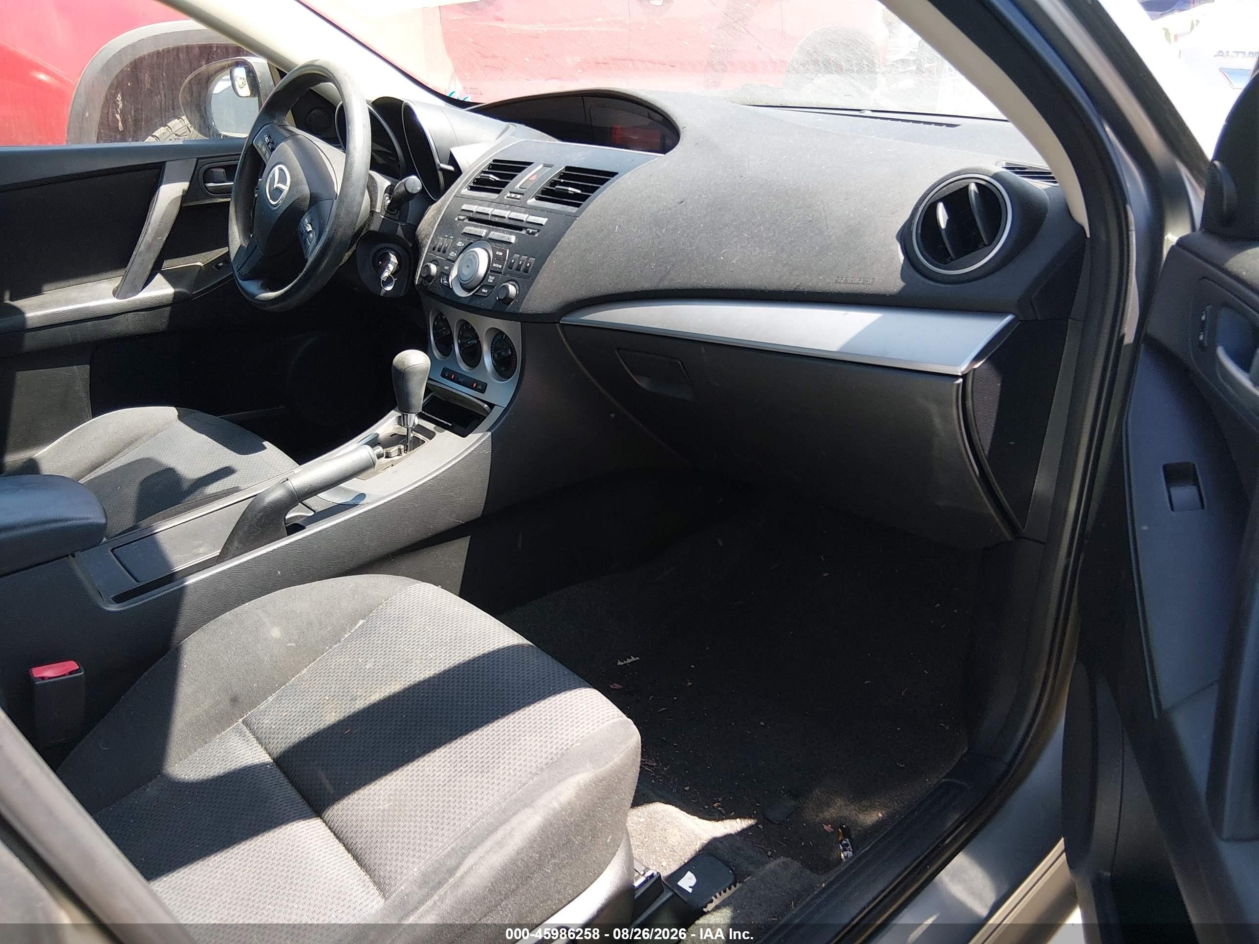 2010 Mazda Mazda3 I Touring Серый vin: JM1BL1SG0A1249149