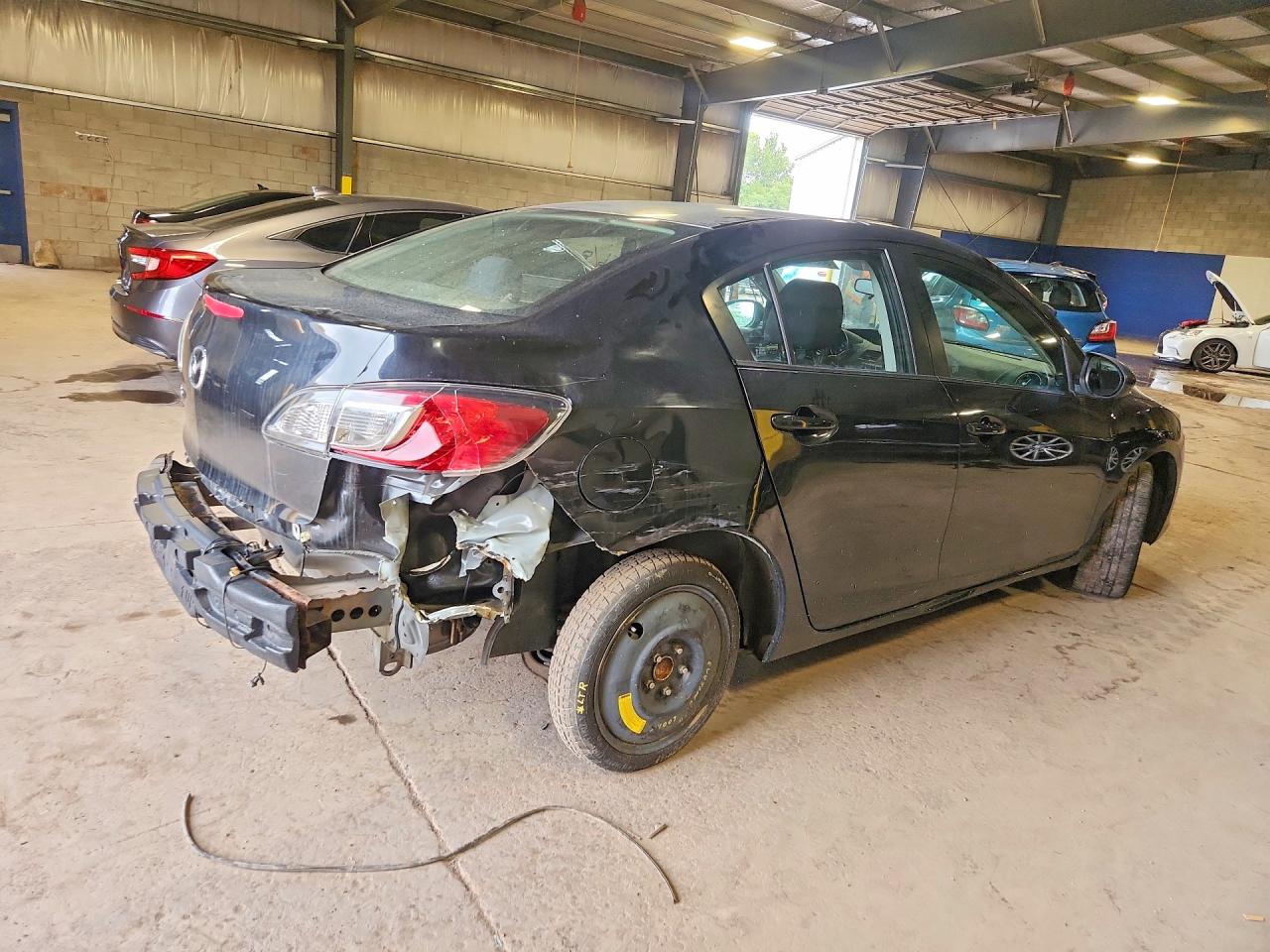 2010 Mazda 3 I Black vin: JM1BL1SG1A1145835