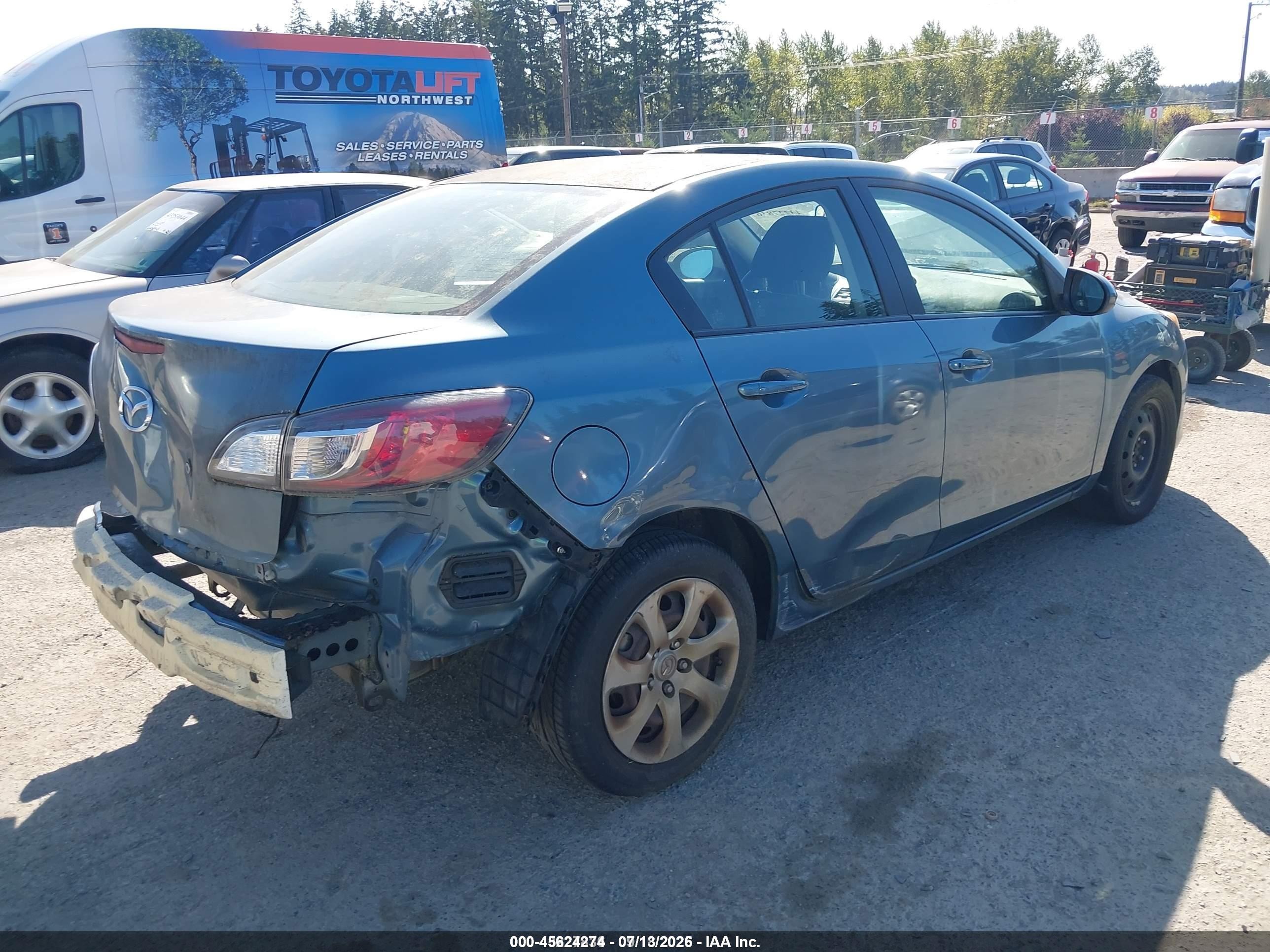 2010 Mazda Mazda3 I Sport Blue vin: JM1BL1SG1A1165888
