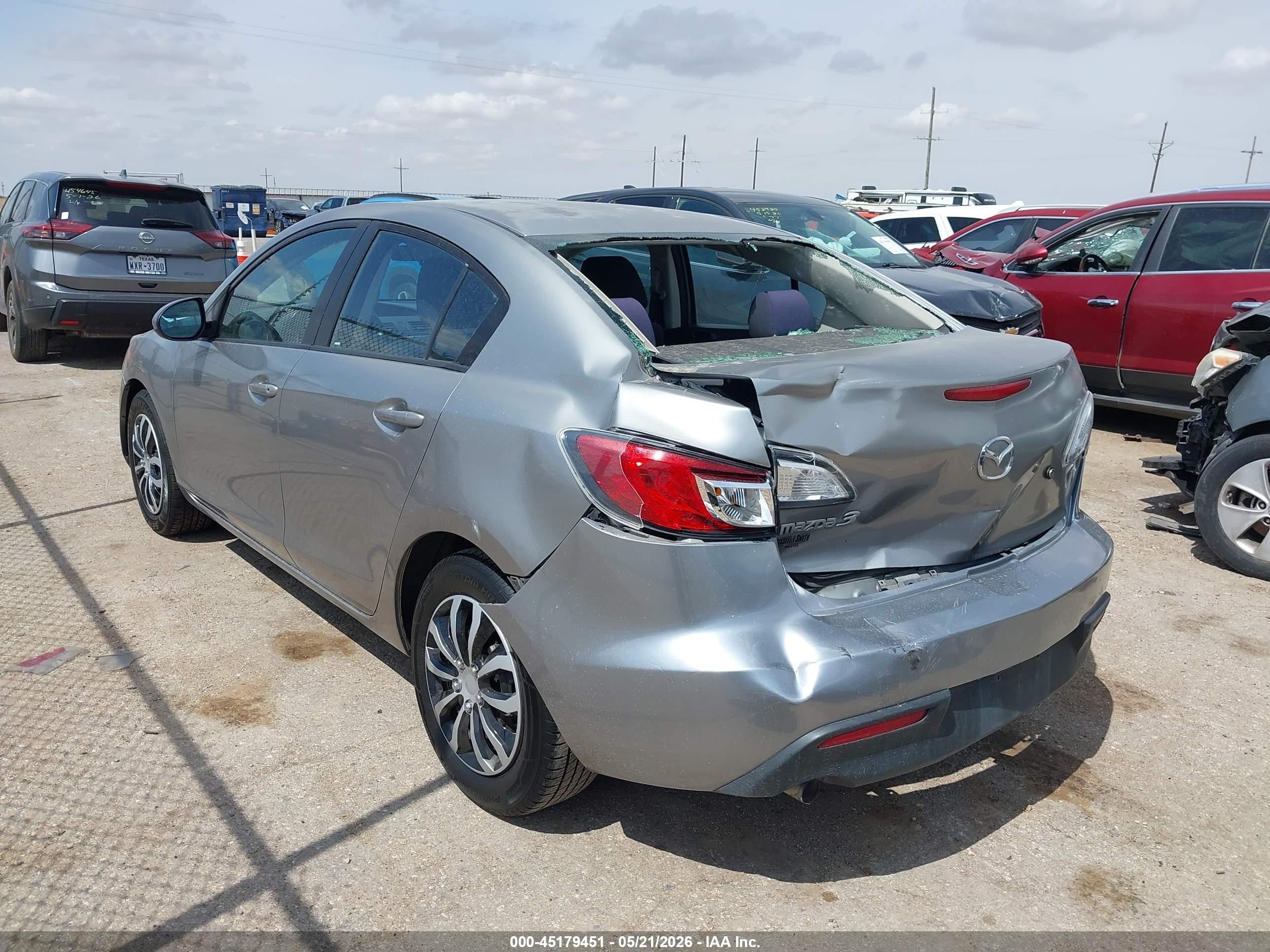 2010 Mazda Mazda3 I Sport Gray vin: JM1BL1SG1A1273749