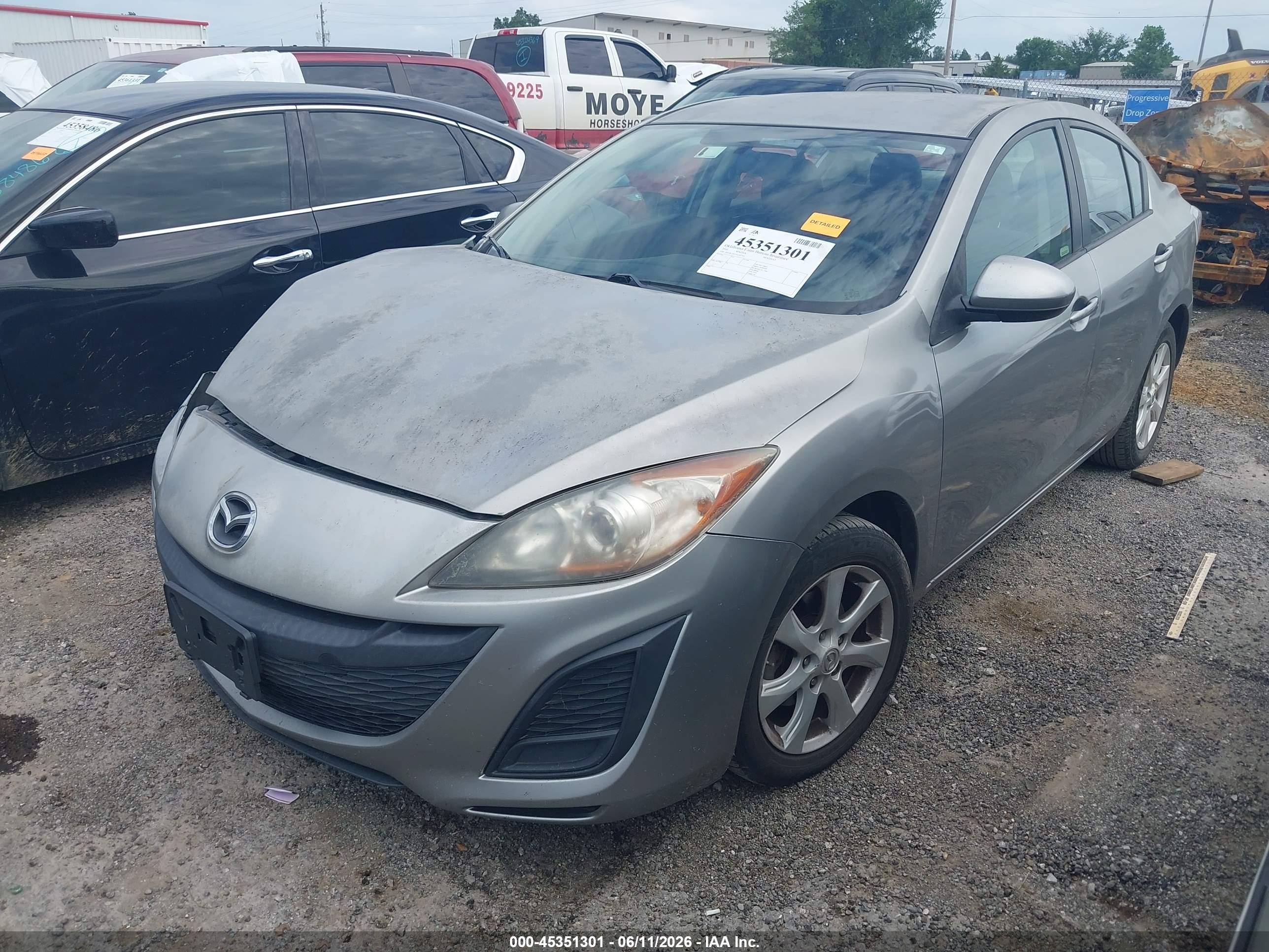 2010 Mazda Mazda3 I Touring Серый vin: JM1BL1SG2A1247743