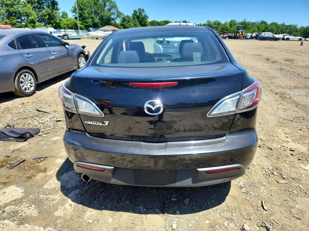 2010 Mazda 3 I Черный vin: JM1BL1SG2A1250366