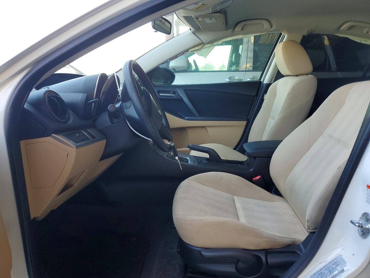 2010 Mazda 3 I White vin: JM1BL1SG2A1255244