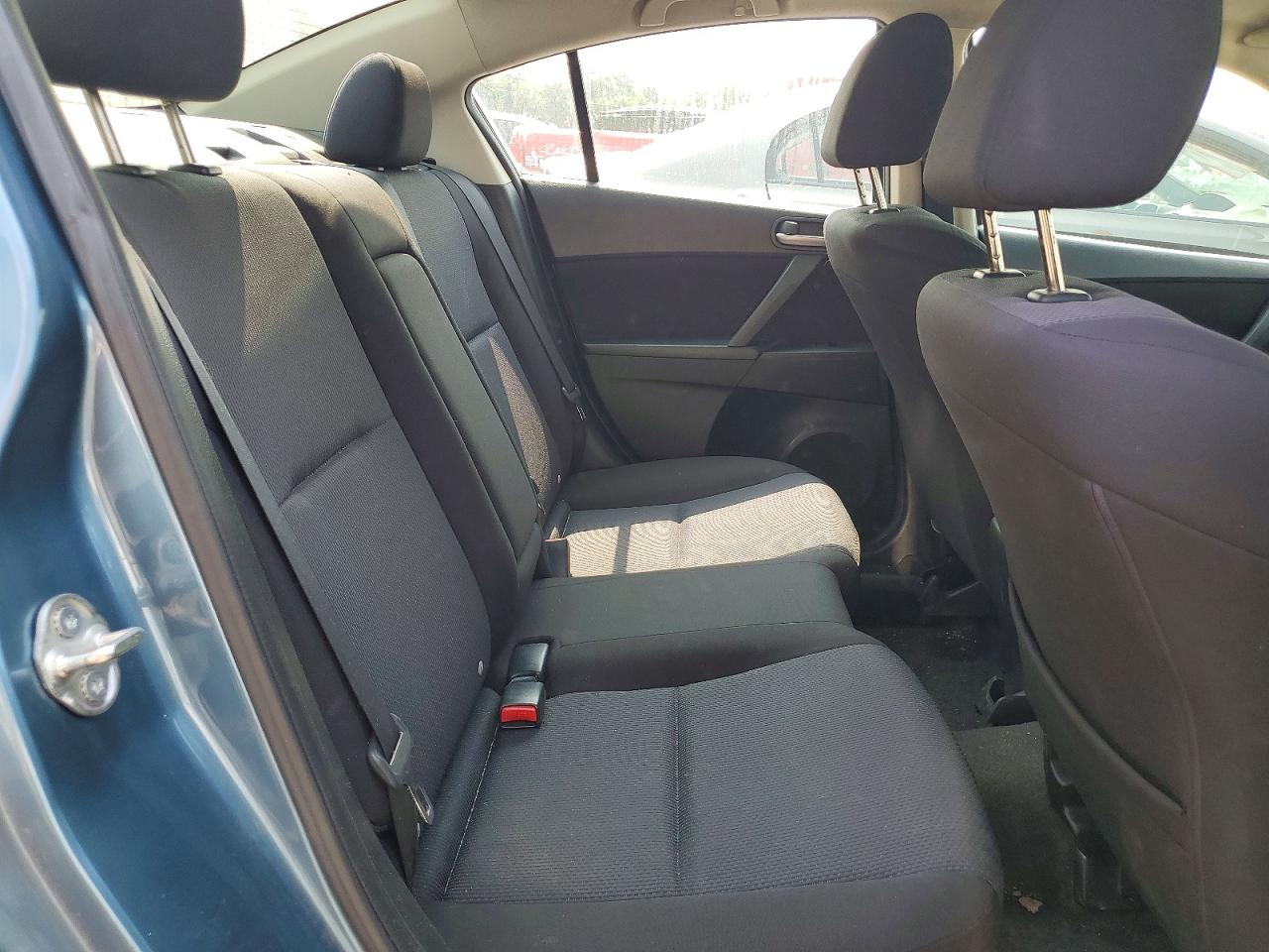 2010 Mazda 3 I Blue vin: JM1BL1SG2A1289247