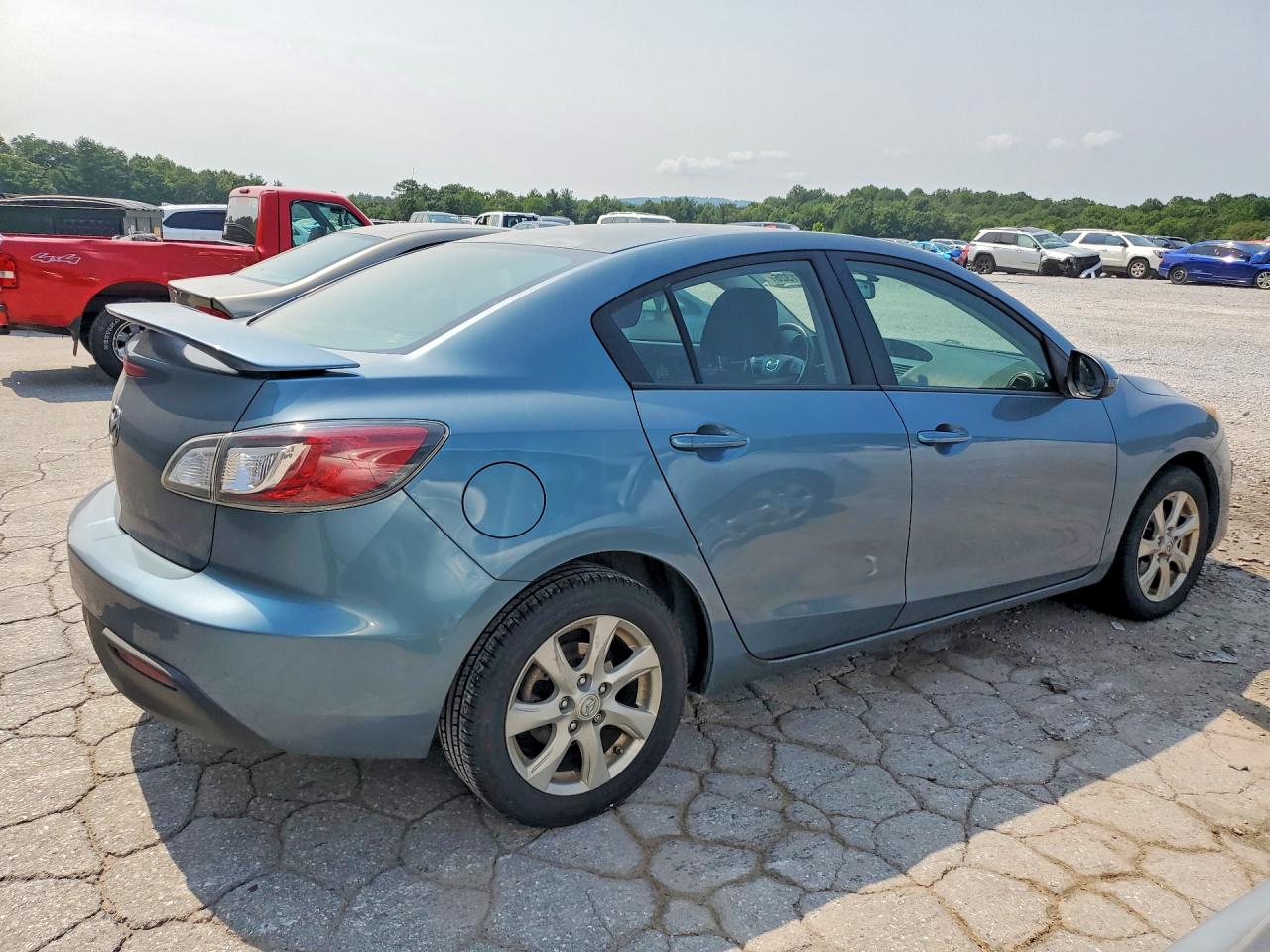 2010 Mazda 3 I Blue vin: JM1BL1SG2A1289247