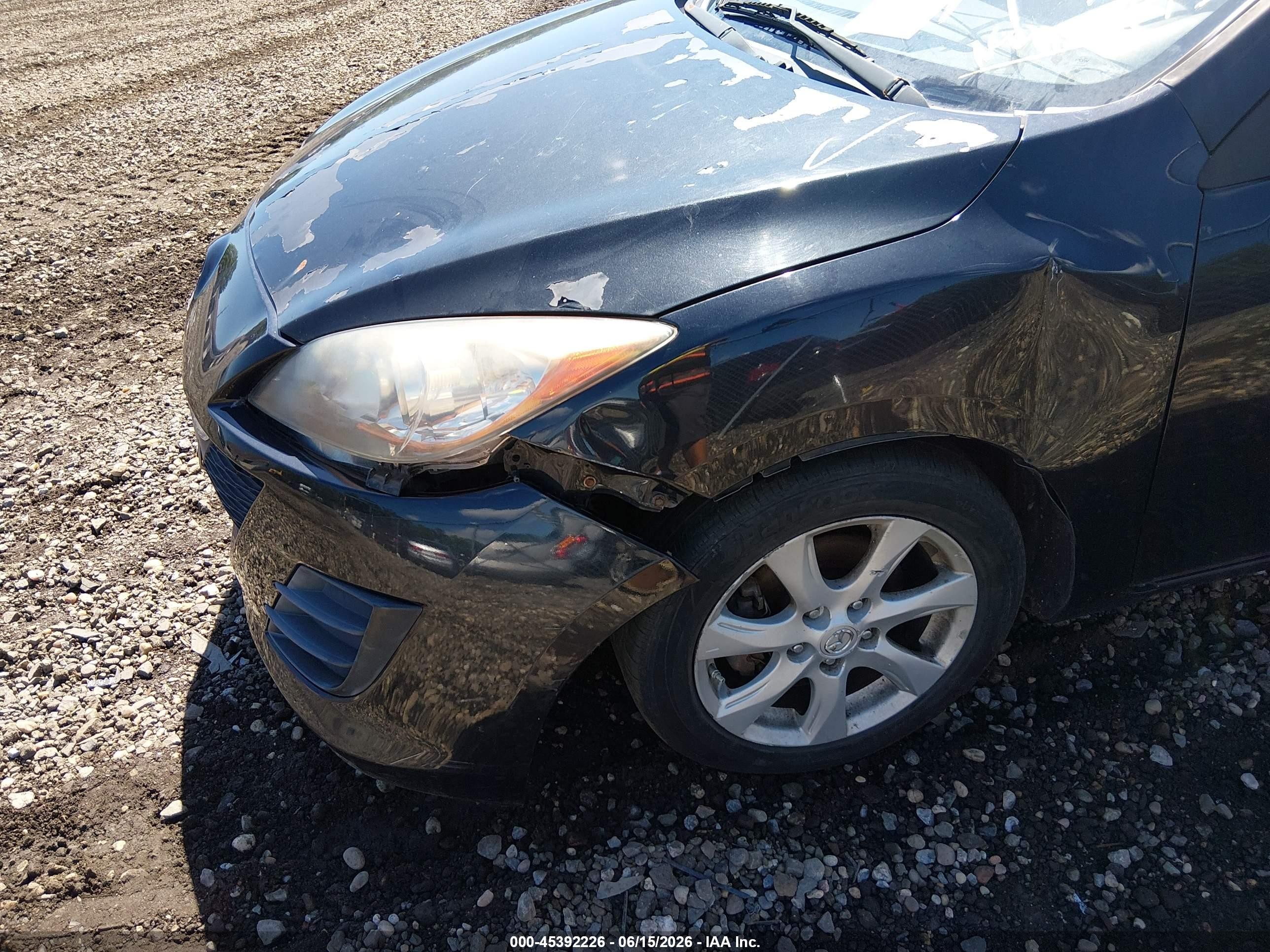 2010 Mazda Mazda3 I Touring Black vin: JM1BL1SG3A1141110