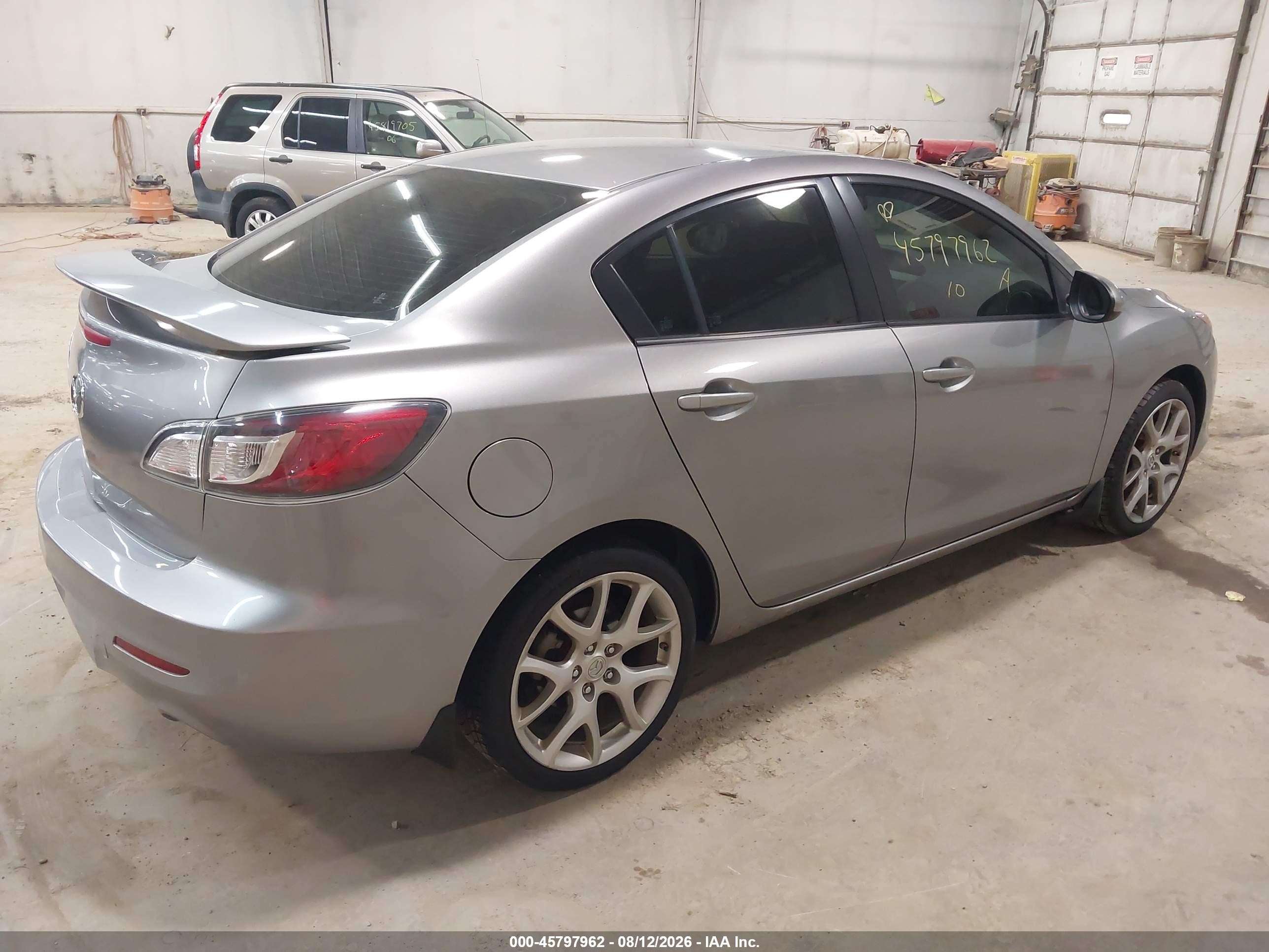 2010 Mazda Mazda3 I Touring Серый vin: JM1BL1SG3A1173586
