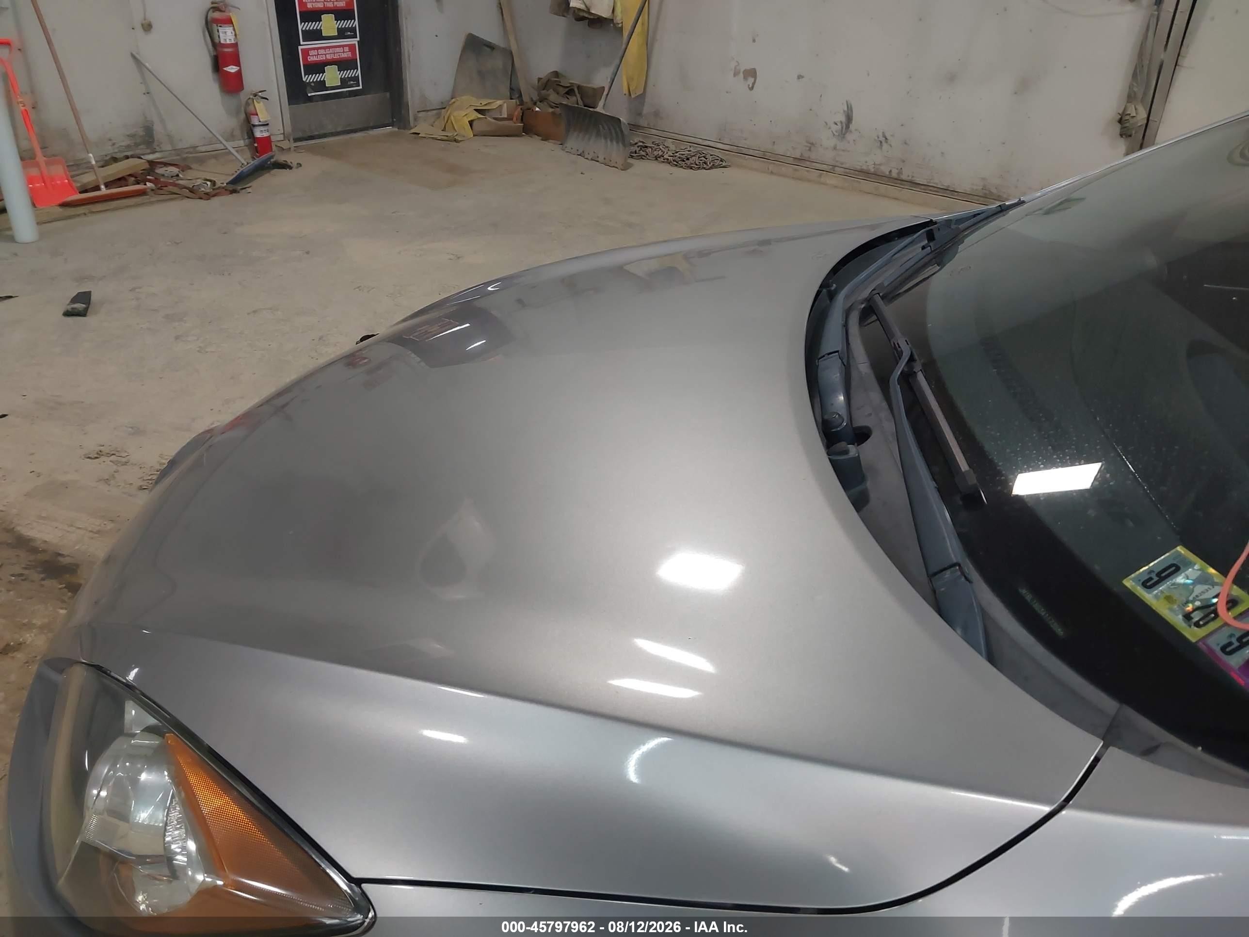 2010 Mazda Mazda3 I Touring Серый vin: JM1BL1SG3A1173586