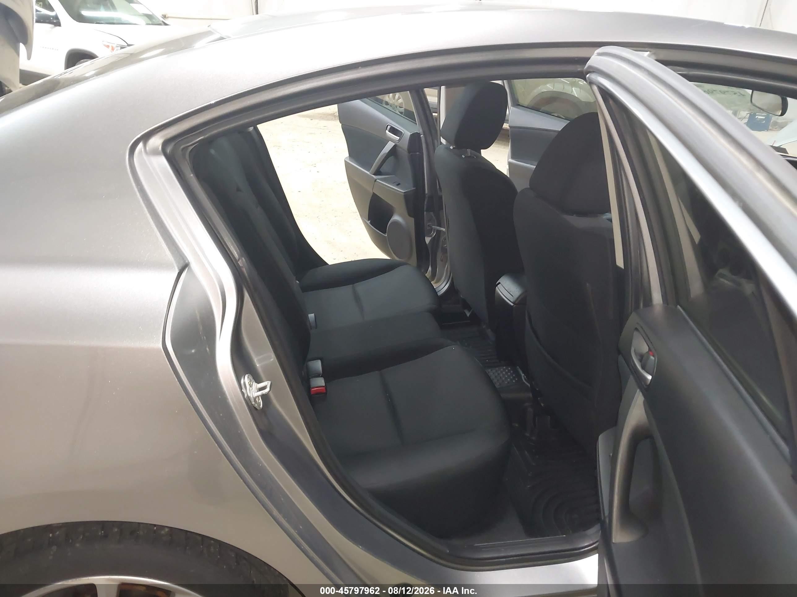 2010 Mazda Mazda3 I Touring Серый vin: JM1BL1SG3A1173586