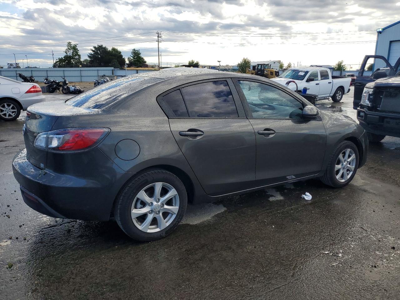 2010 Mazda 3 I Gray vin: JM1BL1SG3A1282064