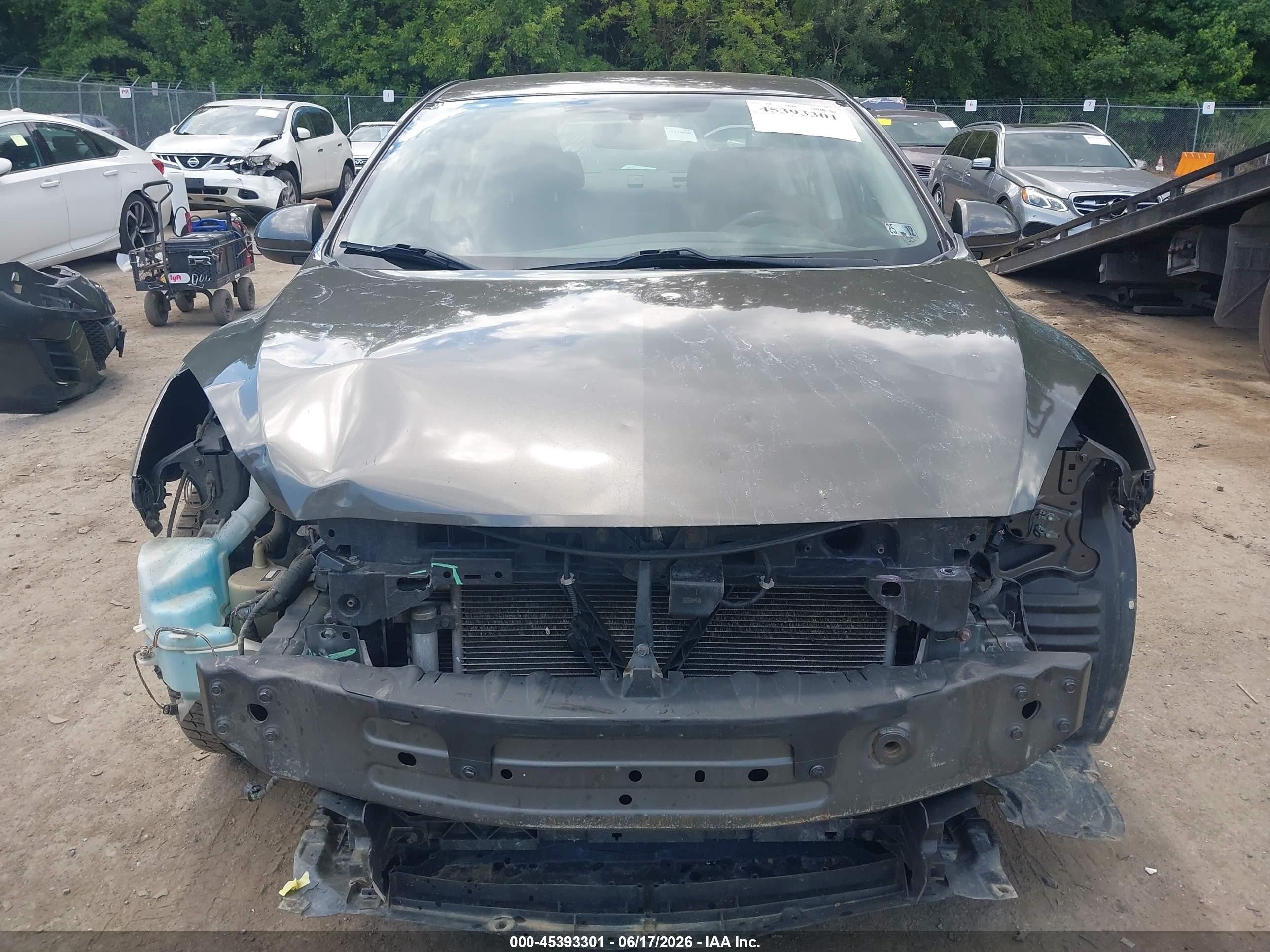 2010 Mazda Mazda3 I Touring Gray vin: JM1BL1SG4A1161897