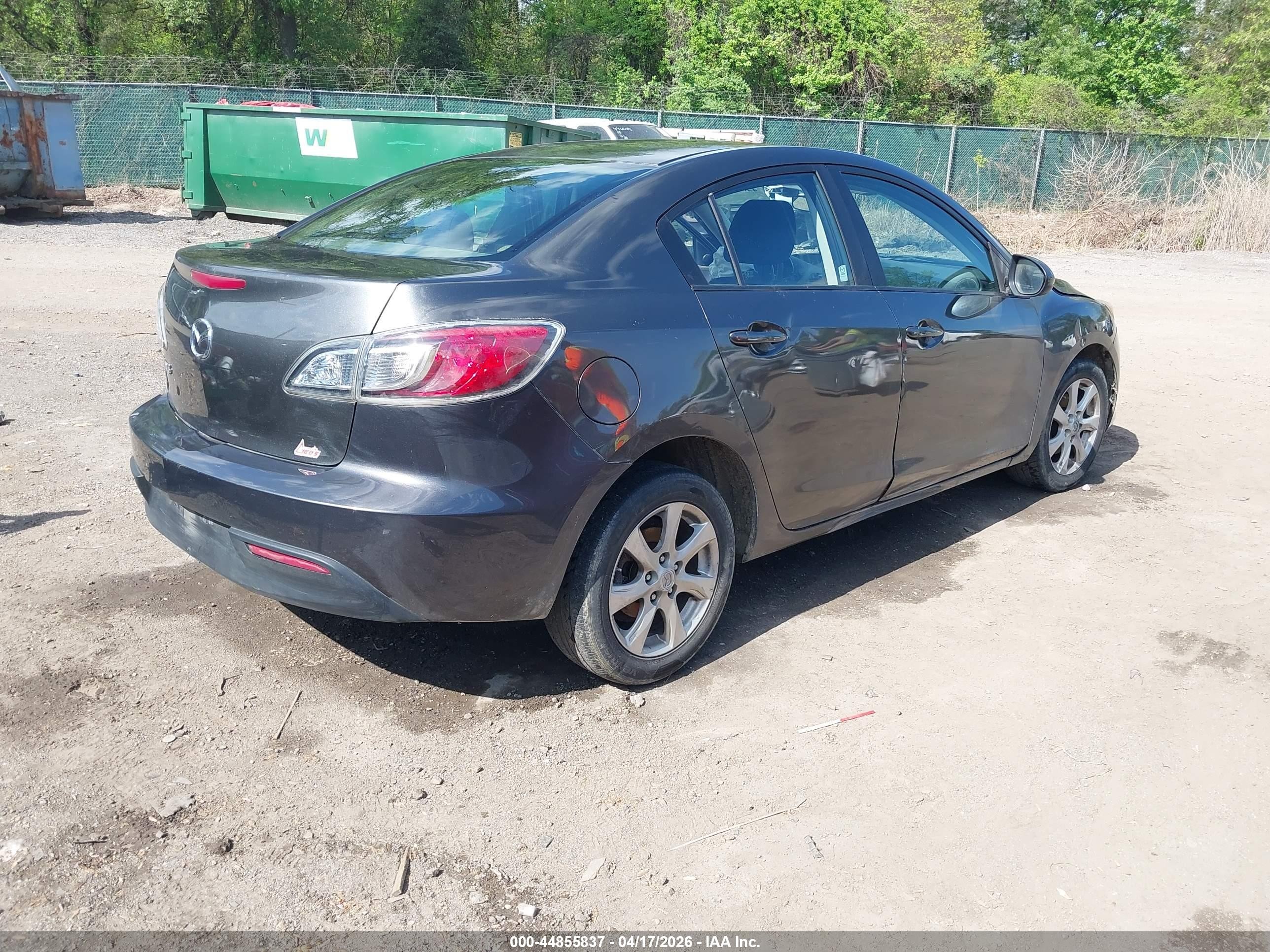 2010 Mazda Mazda3 I Touring Серый vin: JM1BL1SG5A1133185