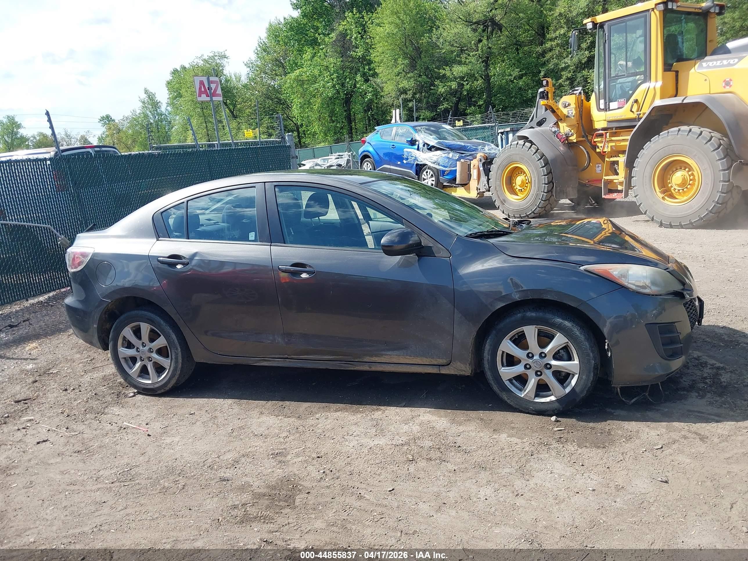 2010 Mazda Mazda3 I Touring Серый vin: JM1BL1SG5A1133185