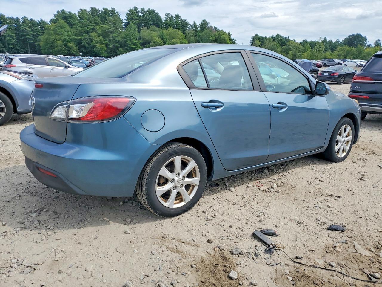 2010 Mazda 3 I Blue vin: JM1BL1SG6A1156815