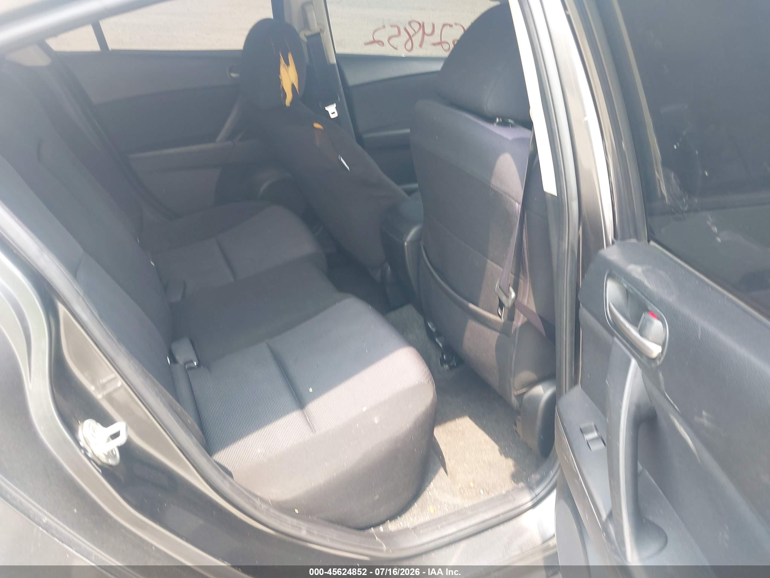 2010 Mazda Mazda3 I Touring Серый vin: JM1BL1SG6A1214471