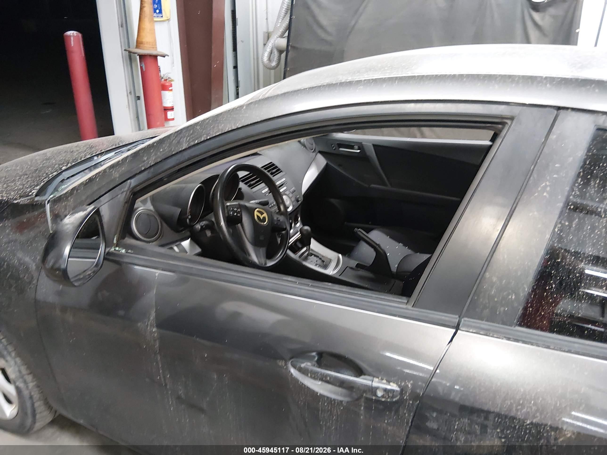 2010 Mazda Mazda3   Gray vin: JM1BL1SG7A1165684
