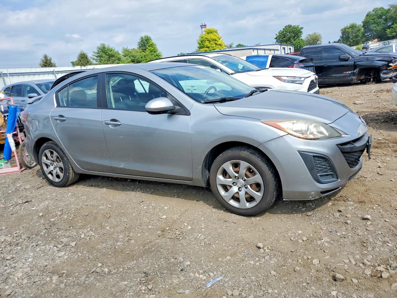 2010 Mazda 3 I Silver vin: JM1BL1SG7A1349877