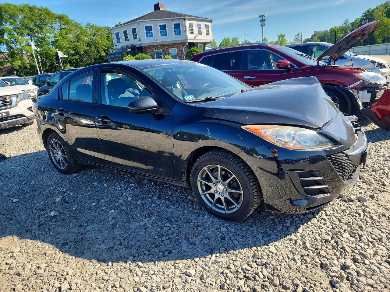 2010 Mazda 3 I Black vin: JM1BL1SG8A1153446