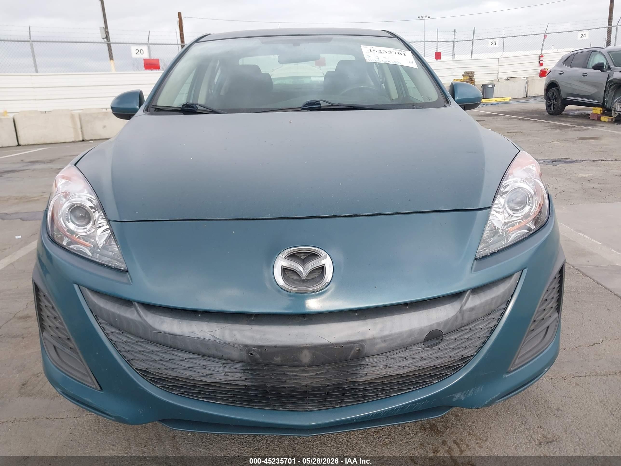 2010 Mazda Mazda3 I Touring Синий vin: JM1BL1SG8A1338533