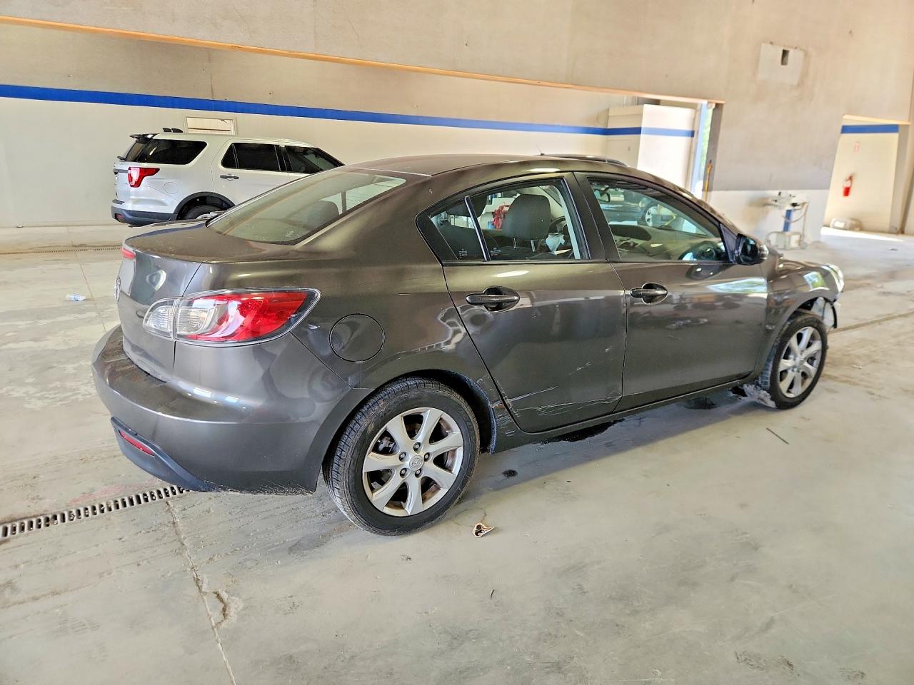 2010 Mazda 3 I Charcoal vin: JM1BL1SG9A1329520
