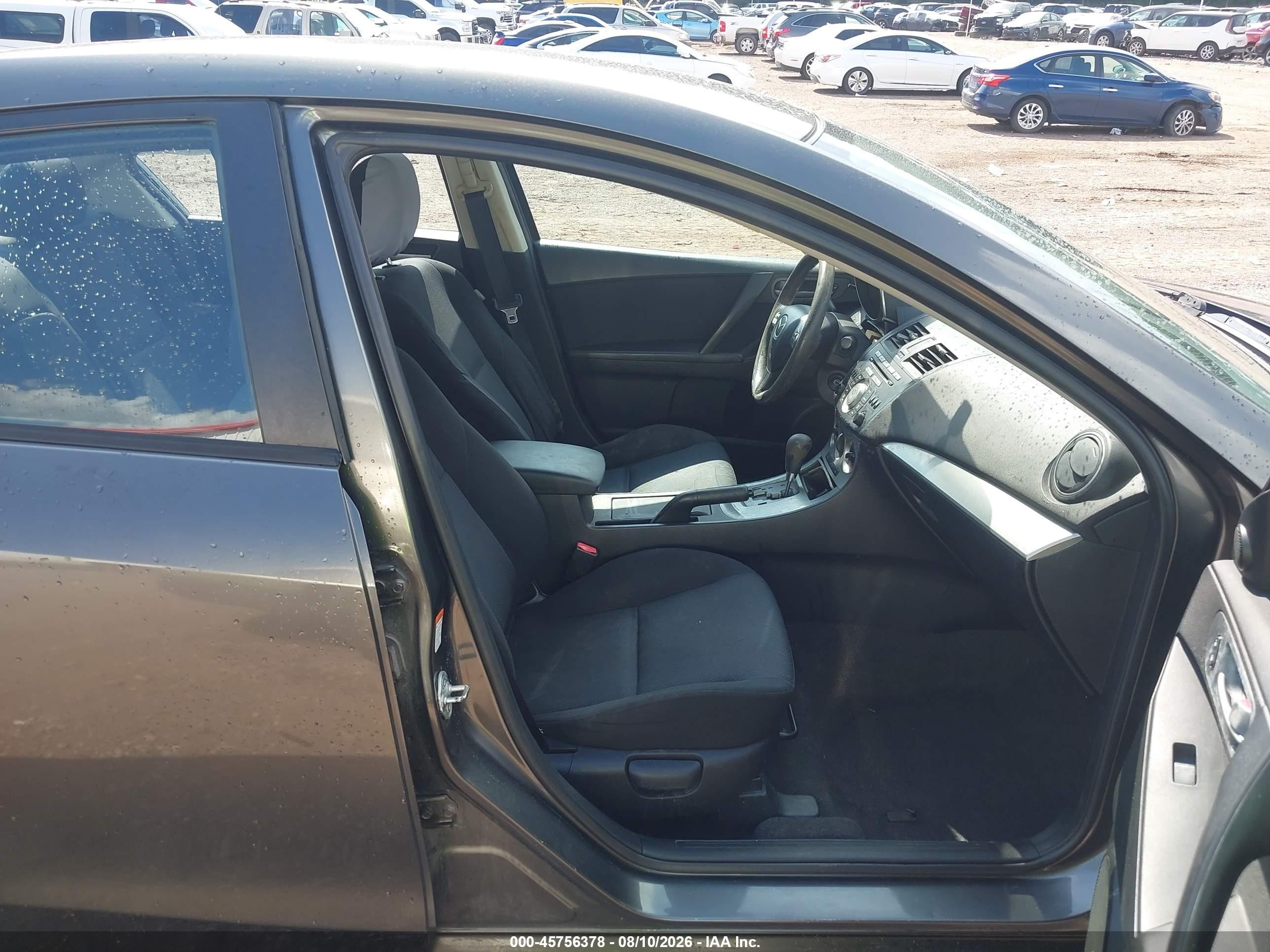 2010 Mazda Mazda3 I Touring Gray vin: JM1BL1SG9A1346592
