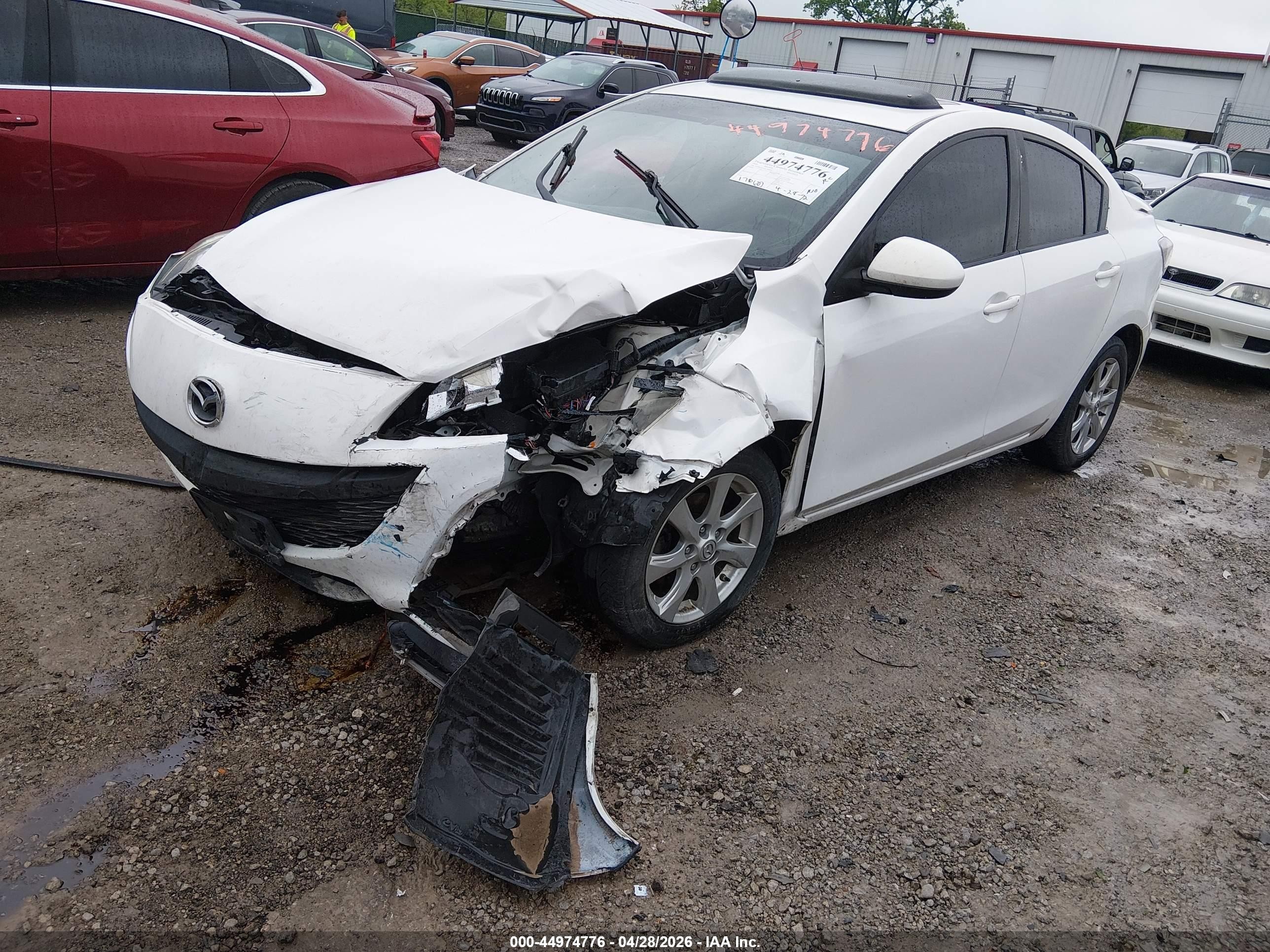 2010 Mazda Mazda3 I Touring White vin: JM1BL1SGXA1286693