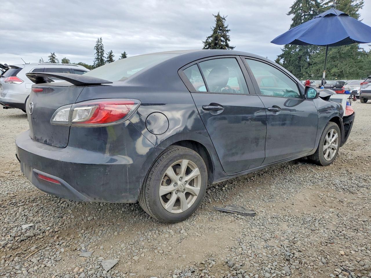 2010 Mazda 3 I Черный vin: JM1BL1SGXA1310975