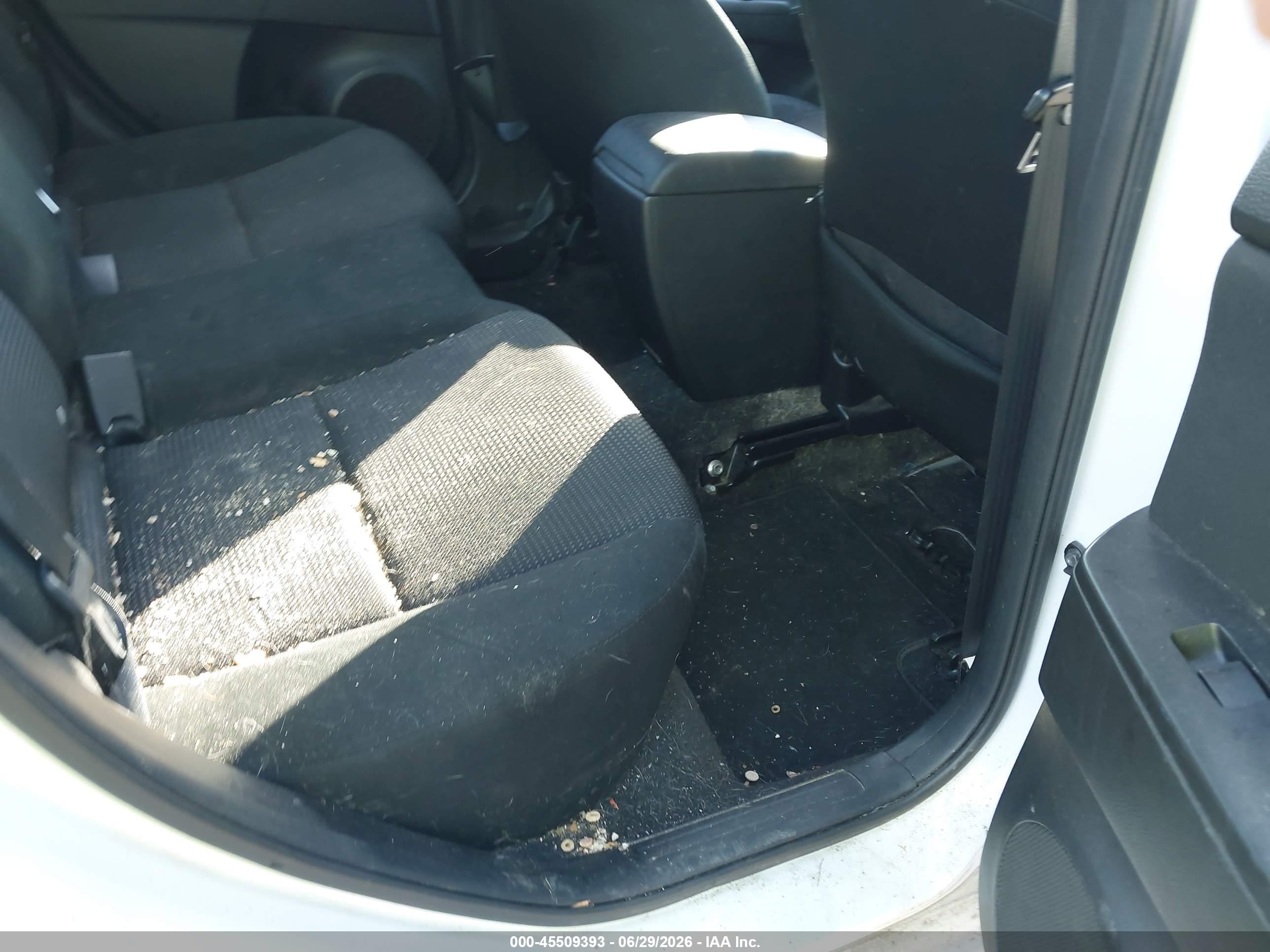 2013 Mazda Mazda3 I Sv White vin: JM1BL1TF0D1731968