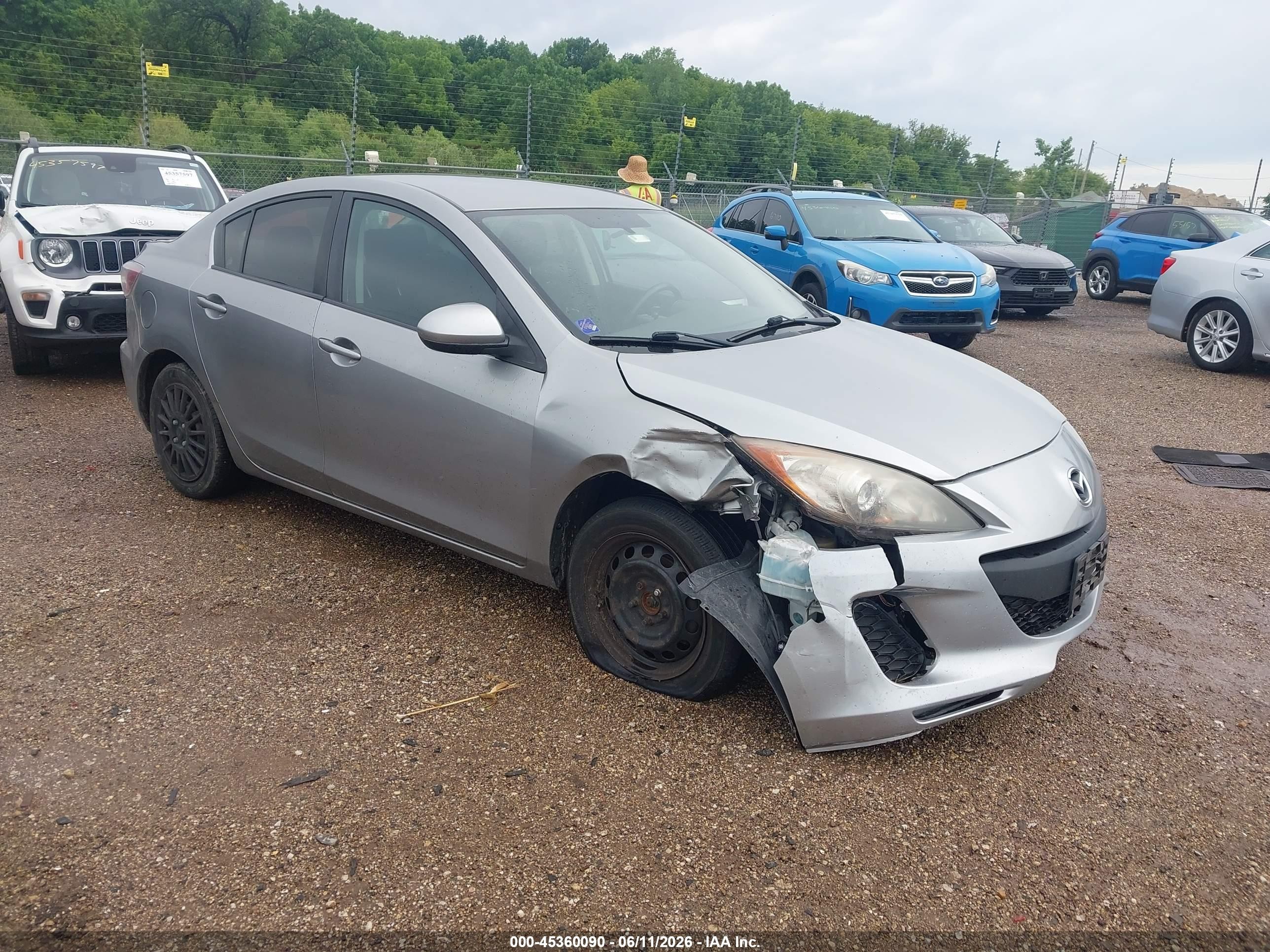 2013 Mazda Mazda3 I Sv Gray vin: JM1BL1TF0D1766509