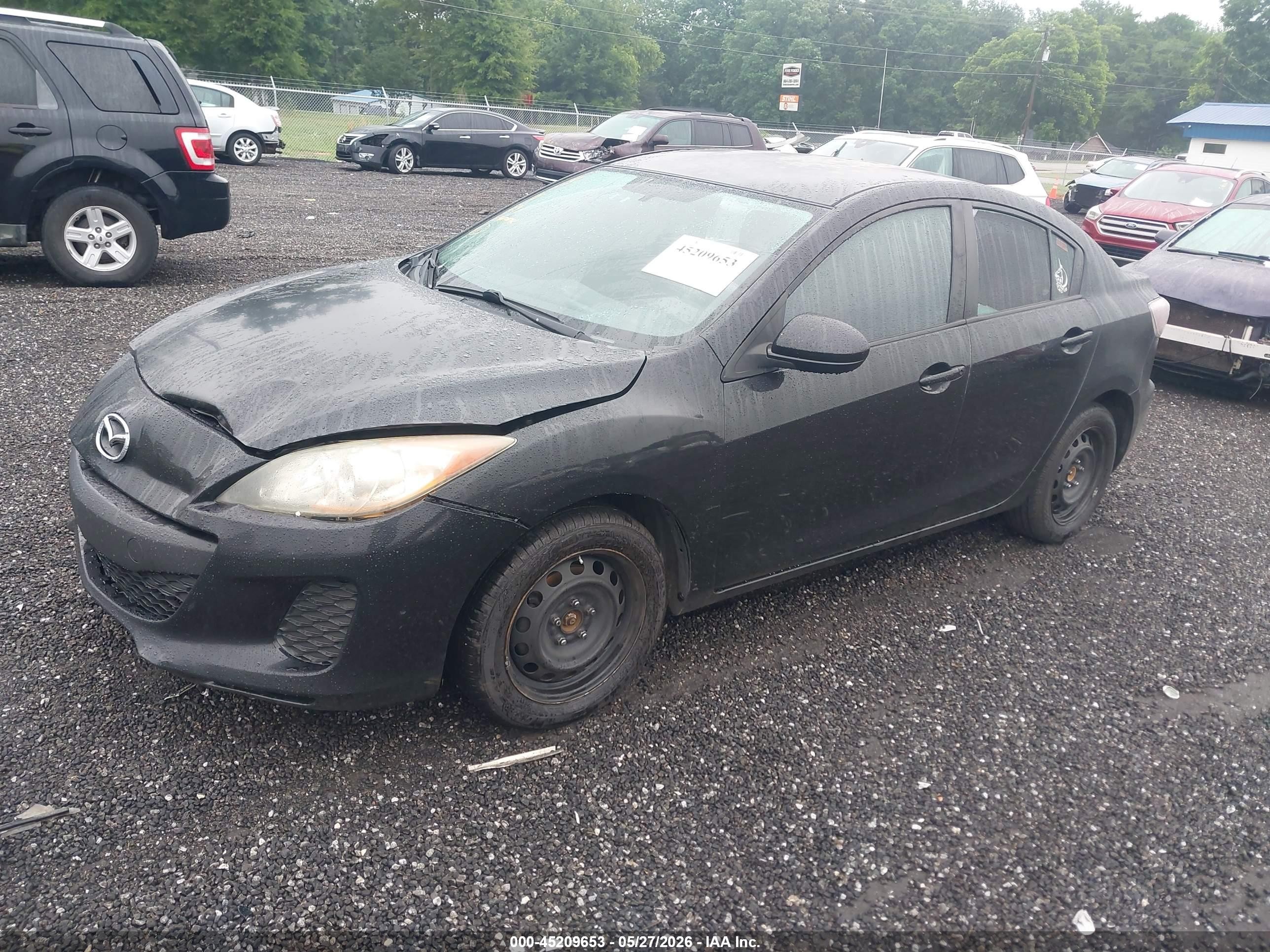 2013 Mazda Mazda3 I Sv Черный vin: JM1BL1TF0D1844612