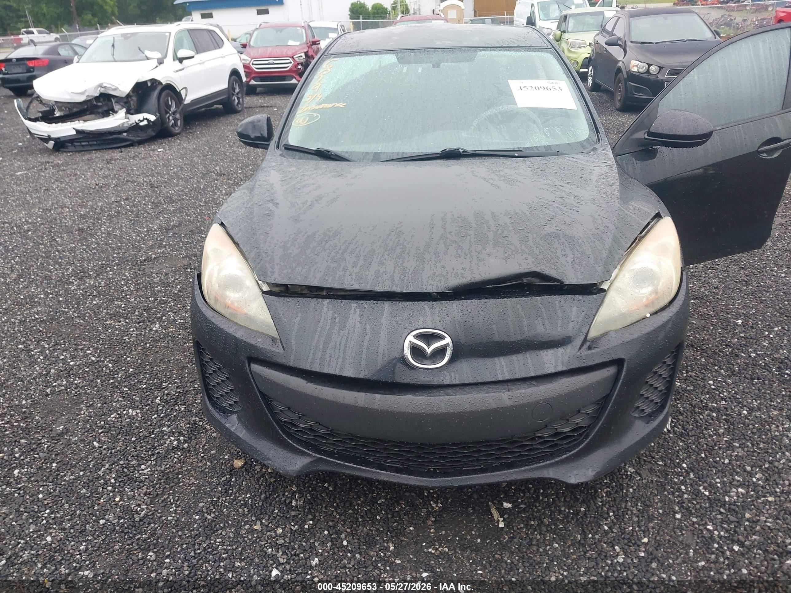 2013 Mazda Mazda3 I Sv Черный vin: JM1BL1TF0D1844612