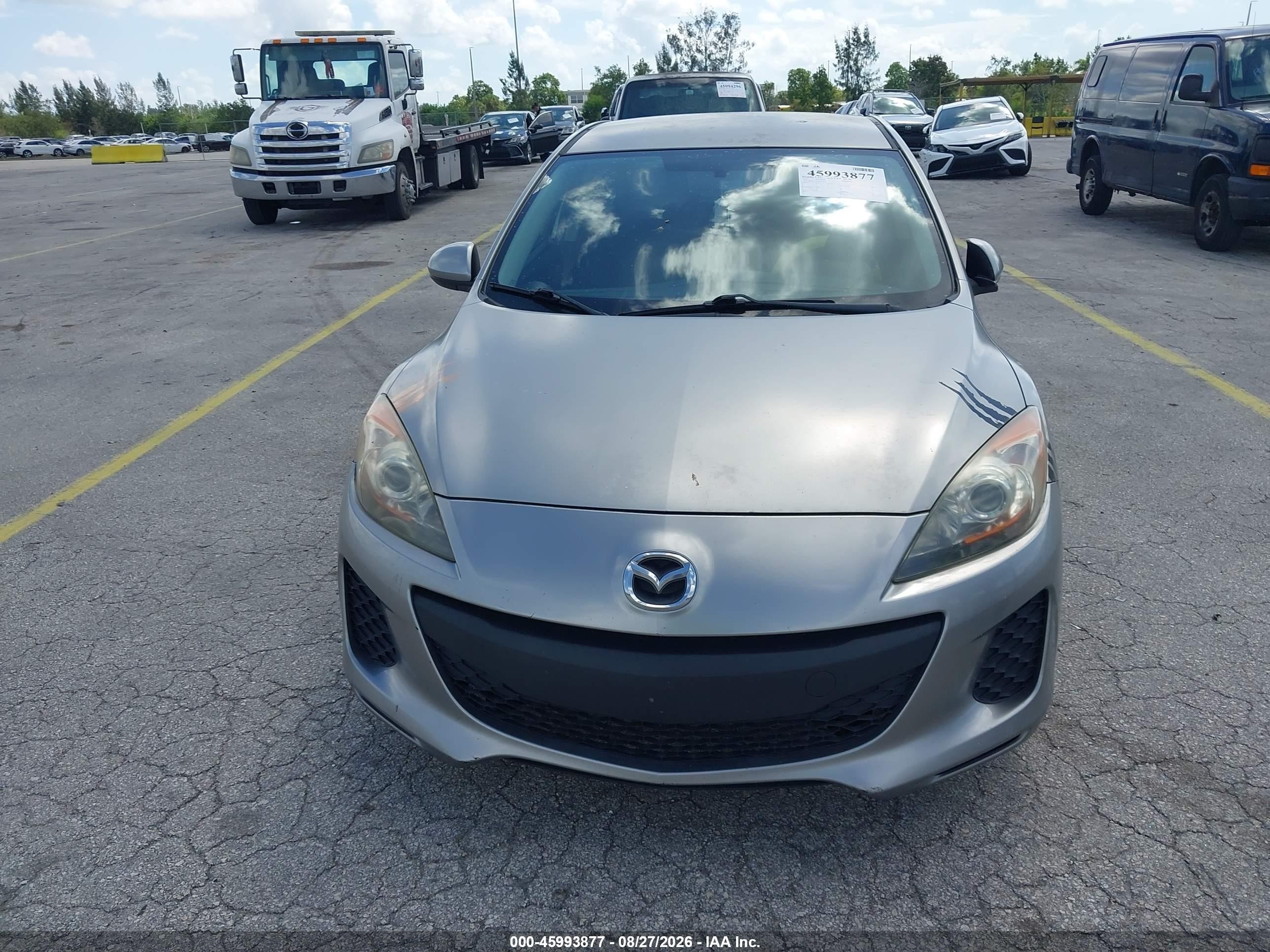 2013 Mazda Mazda3 I Sv Серебряный vin: JM1BL1TF2D1746410