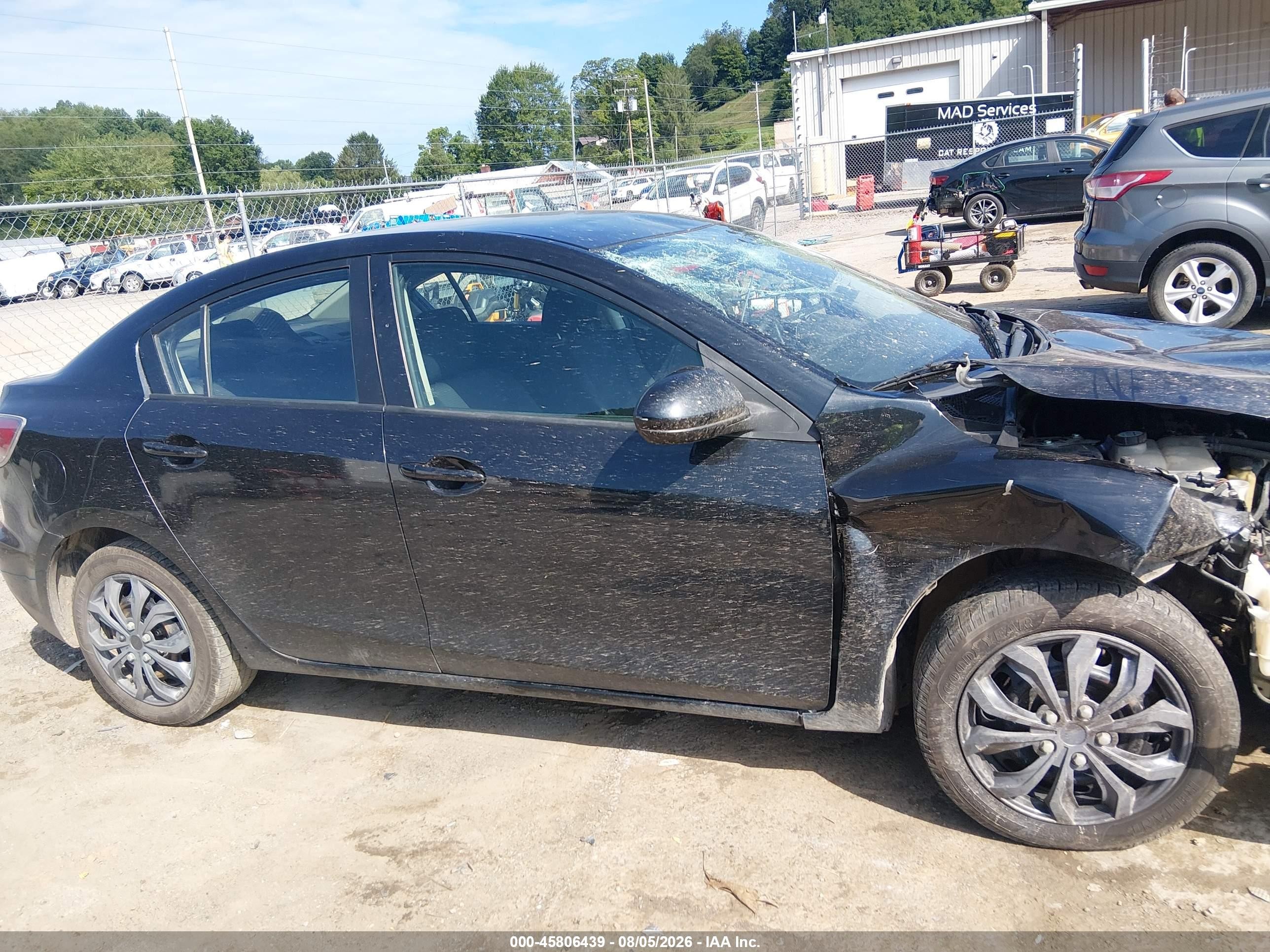 2013 Mazda Mazda3 I Sv Black vin: JM1BL1TF2D1812678