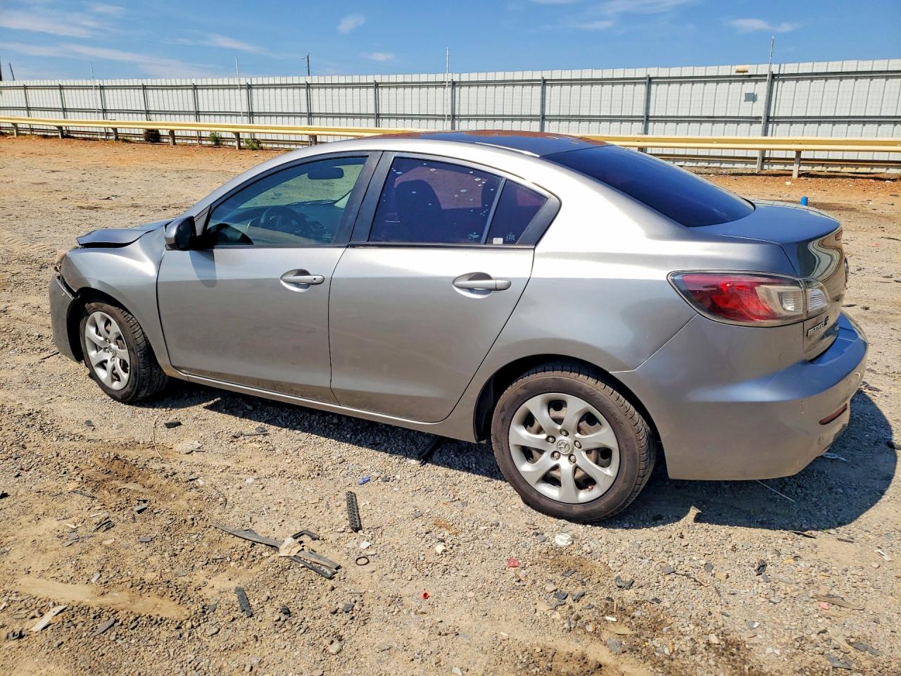 2013 Mazda 3 I Серебряный vin: JM1BL1TF2D1824183