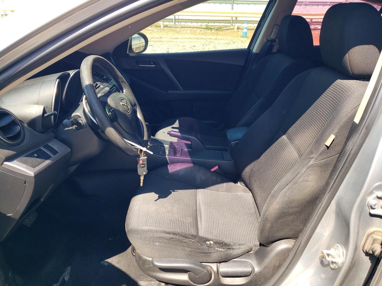 2013 Mazda 3 I Серебряный vin: JM1BL1TF2D1824183