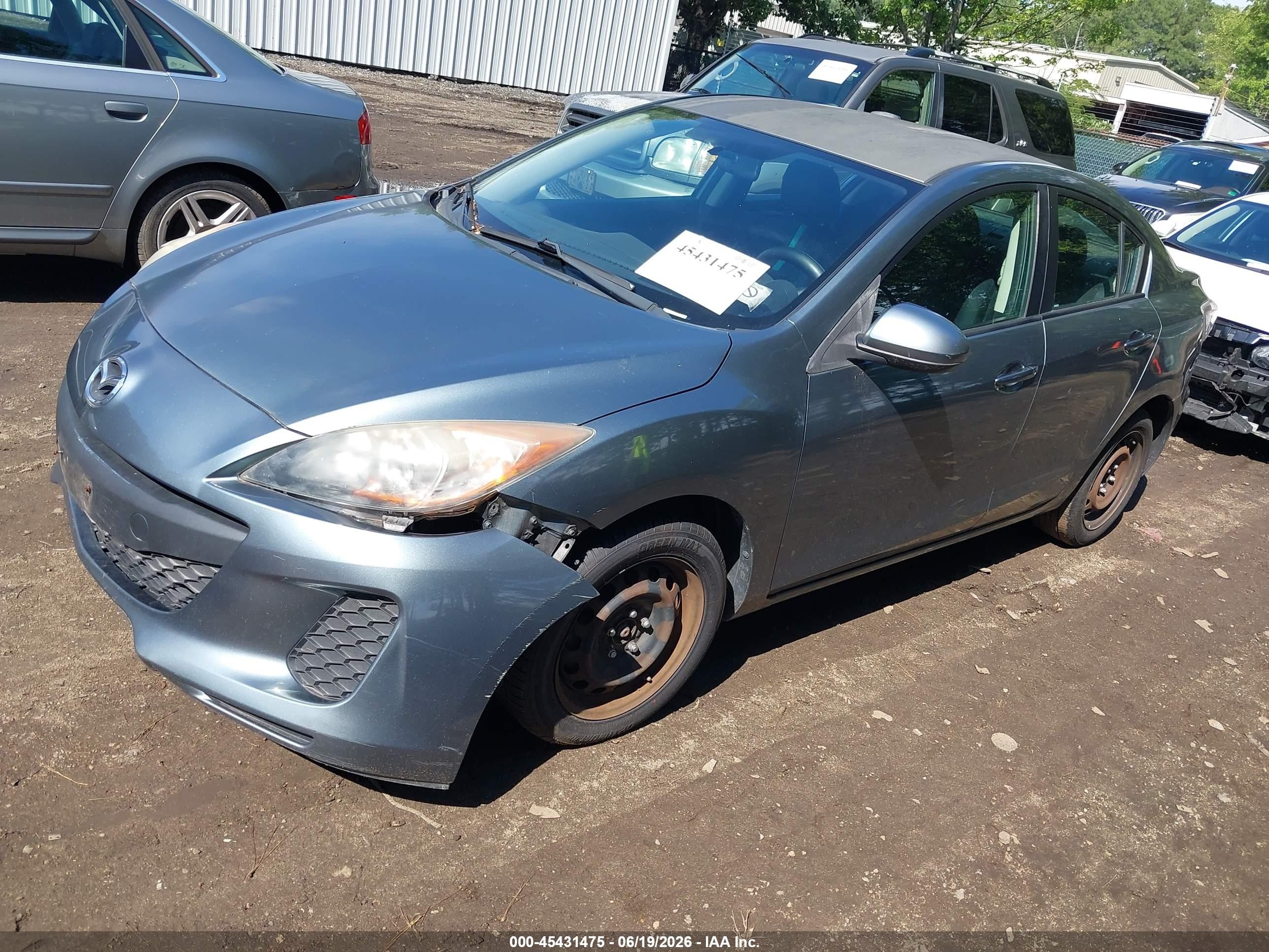 2013 Mazda Mazda3 I Sv Light Blue vin: JM1BL1TF3D1768139