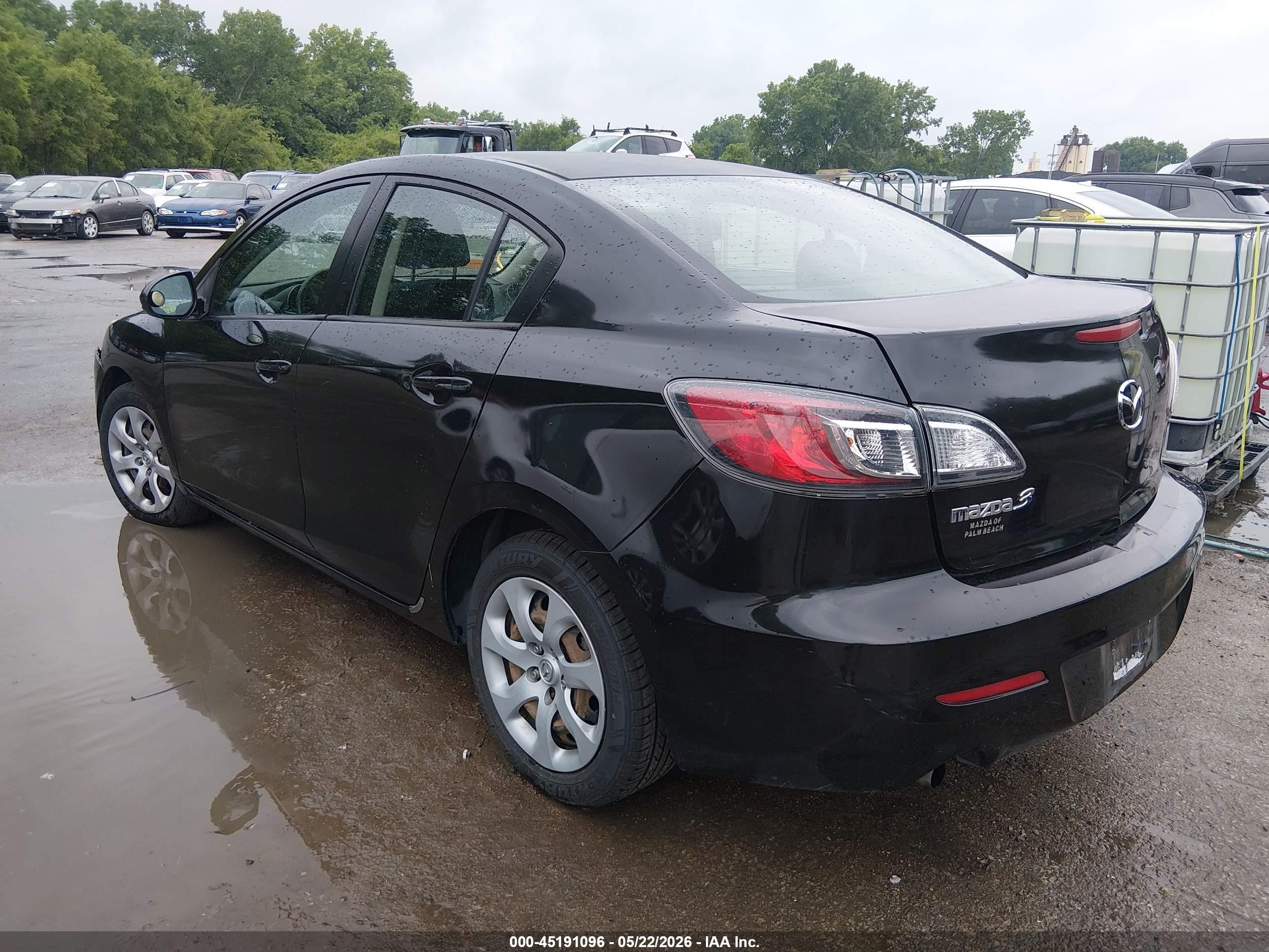 2013 Mazda Mazda3 I Sv Black vin: JM1BL1TF4D1788545
