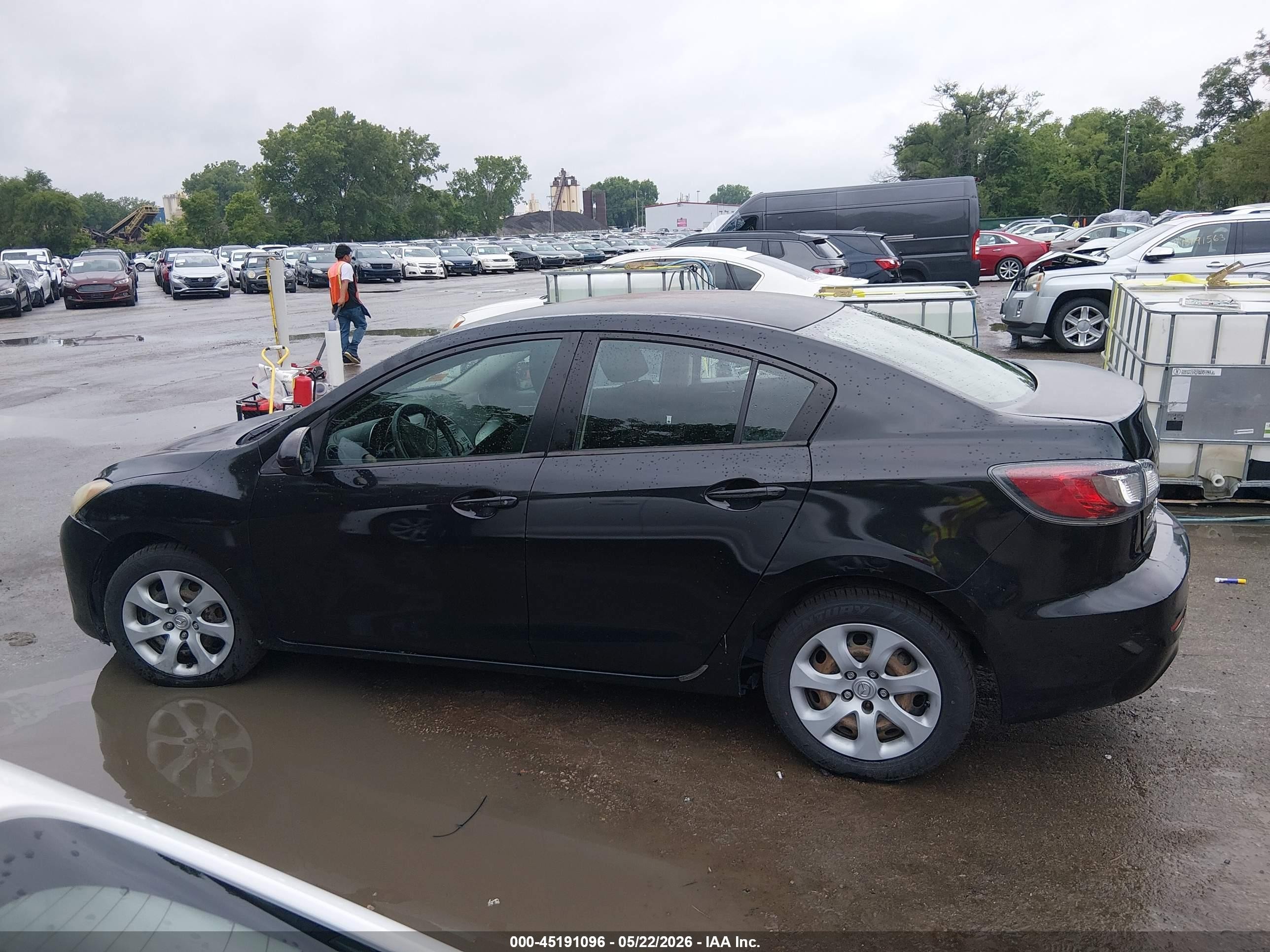 2013 Mazda Mazda3 I Sv Black vin: JM1BL1TF4D1788545