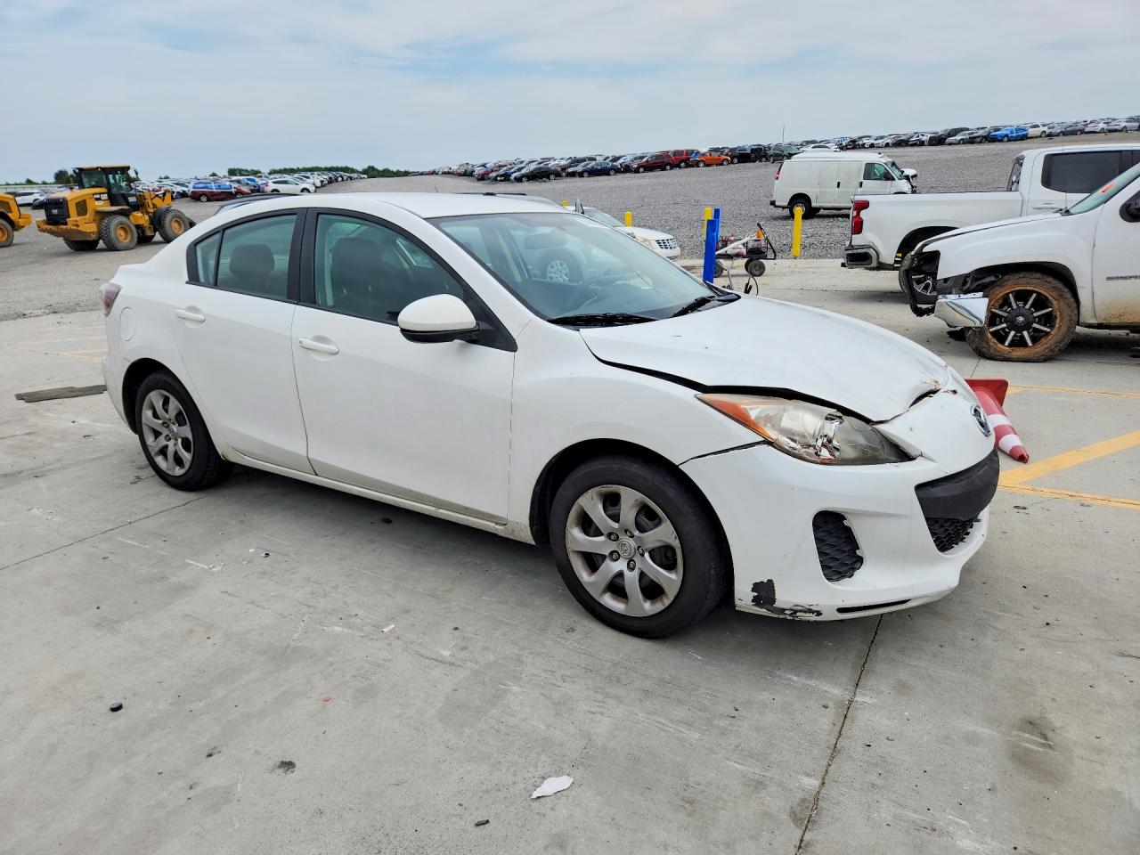 2013 Mazda 3 I White vin: JM1BL1TF4D1817400