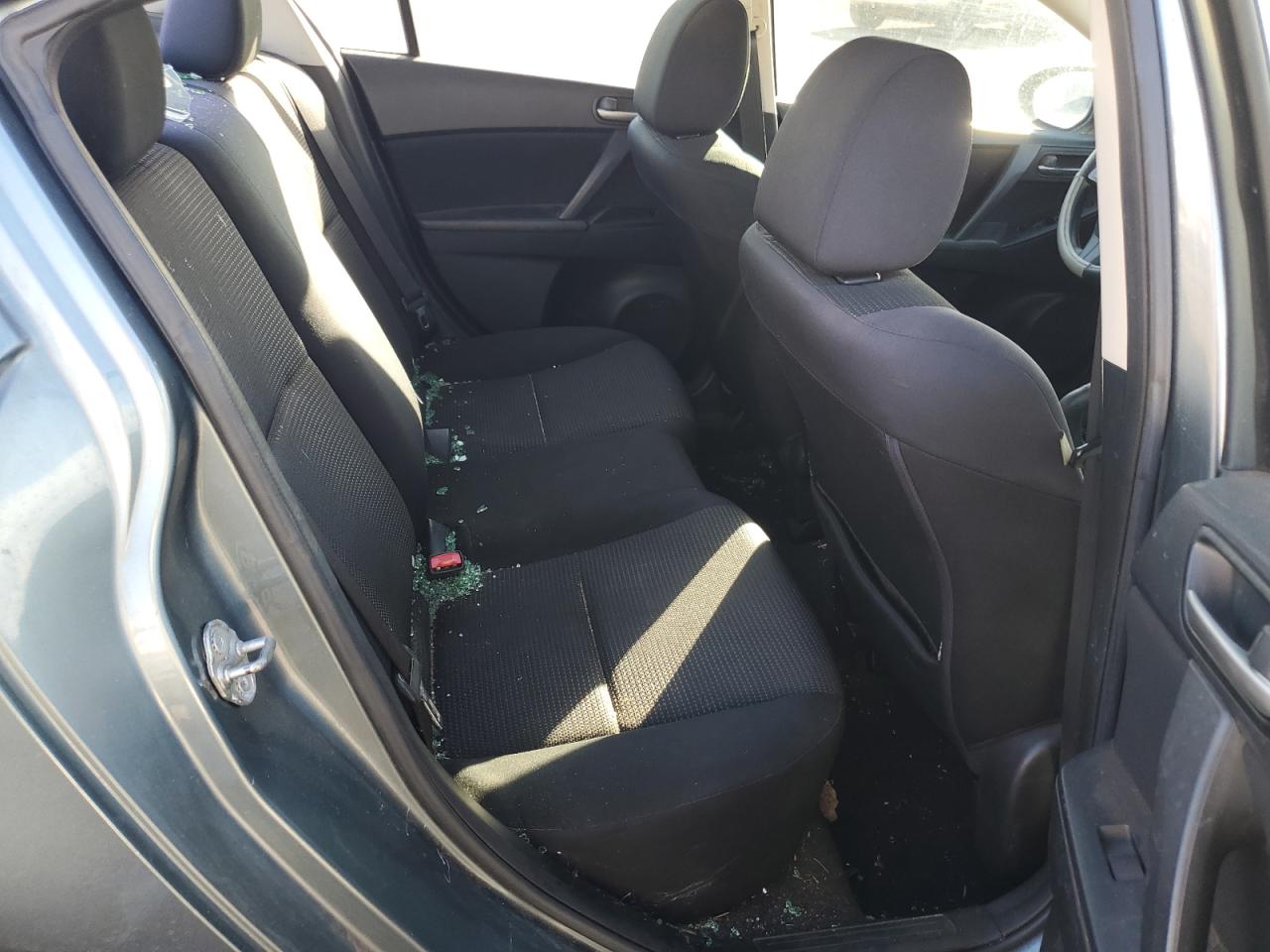 2013 Mazda 3 Blue vin: JM1BL1TF5D1778140