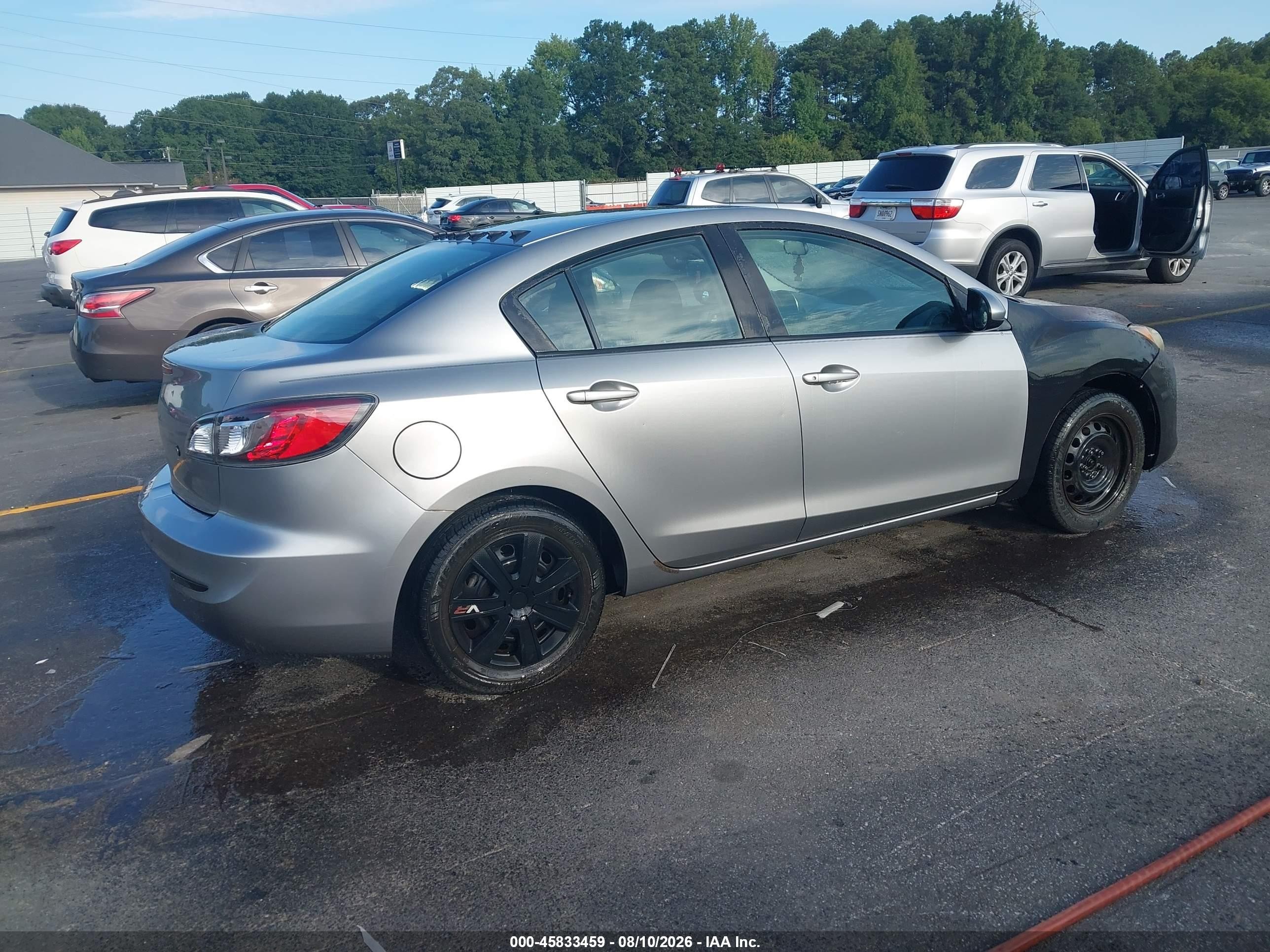 2013 Mazda Mazda3 I Sv Gray vin: JM1BL1TF5D1815591