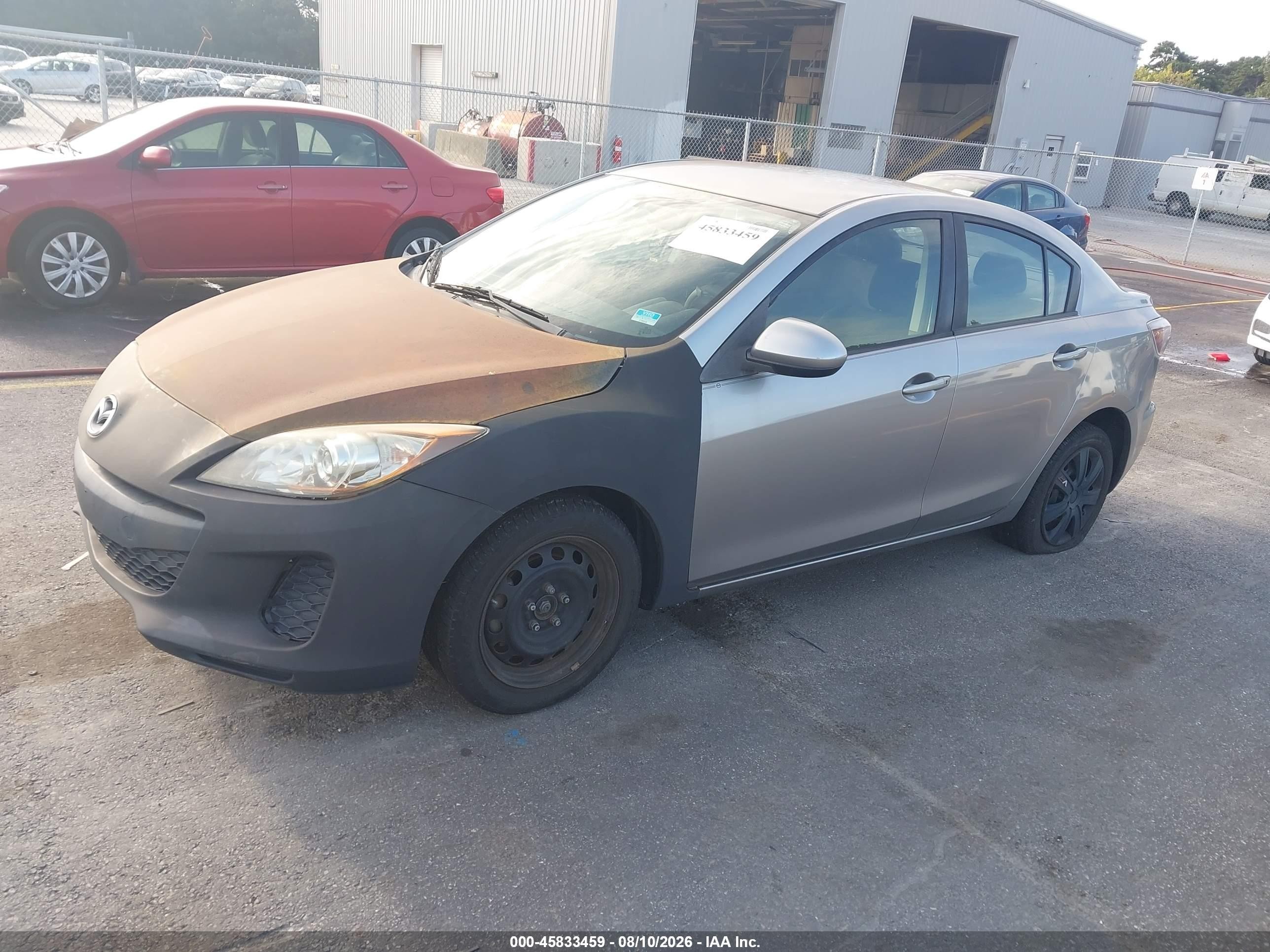 2013 Mazda Mazda3 I Sv Gray vin: JM1BL1TF5D1815591
