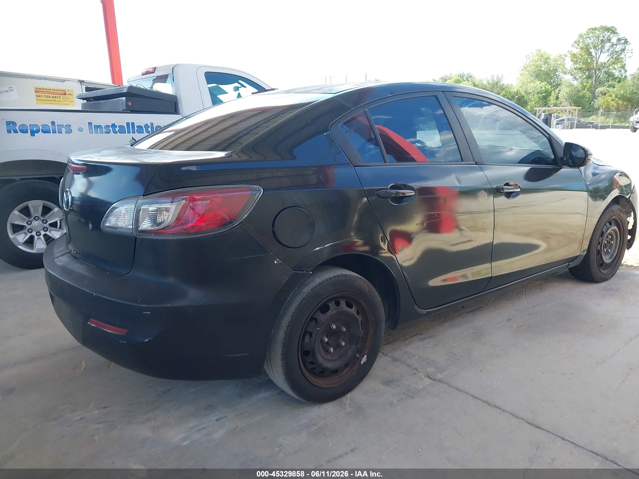 2013 Mazda Mazda3 I Sv Black vin: JM1BL1TF5D1820905